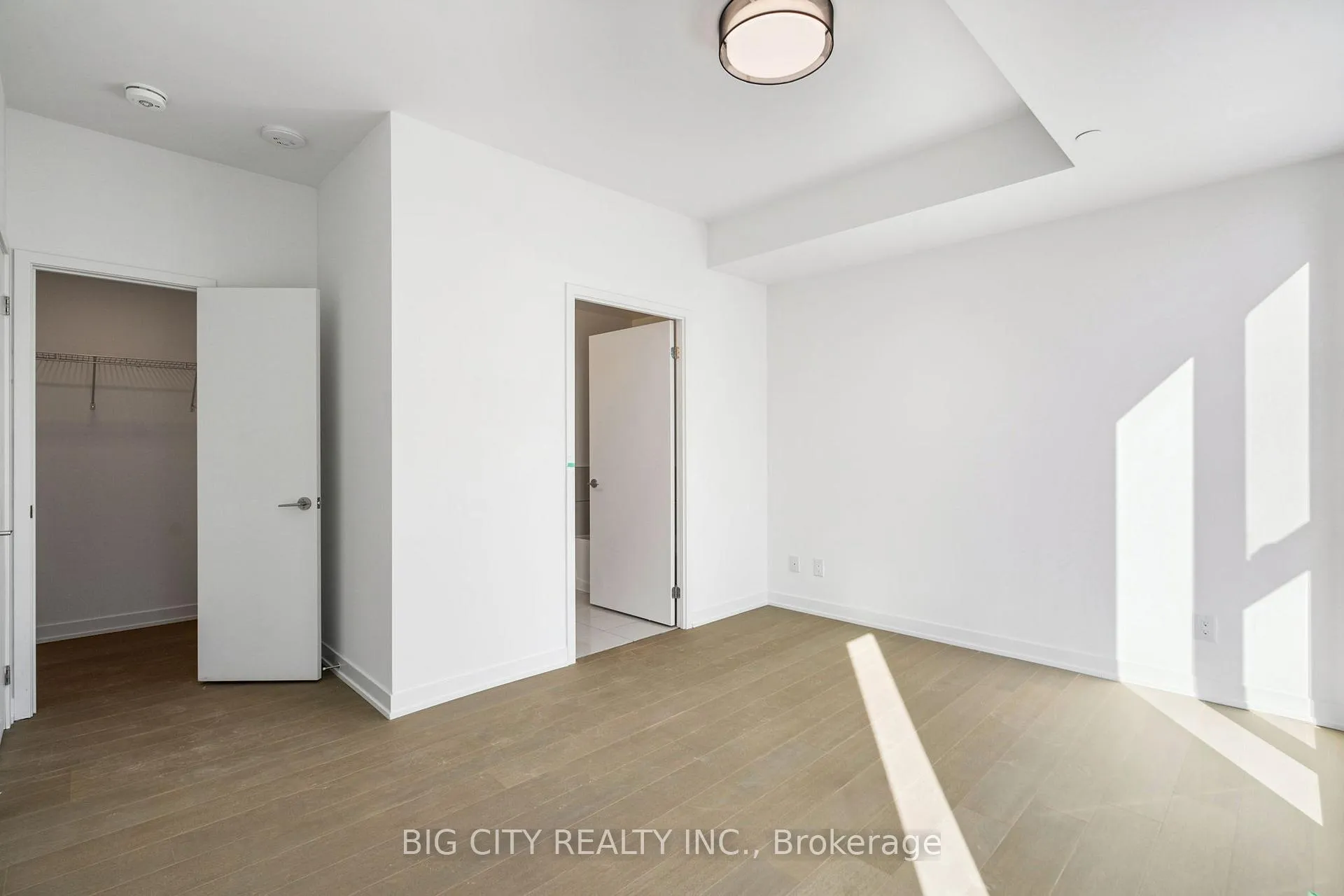 Photo 8 of Unit 1506, 8119 Birchmount Road, Markham, Unionville — HOMEH