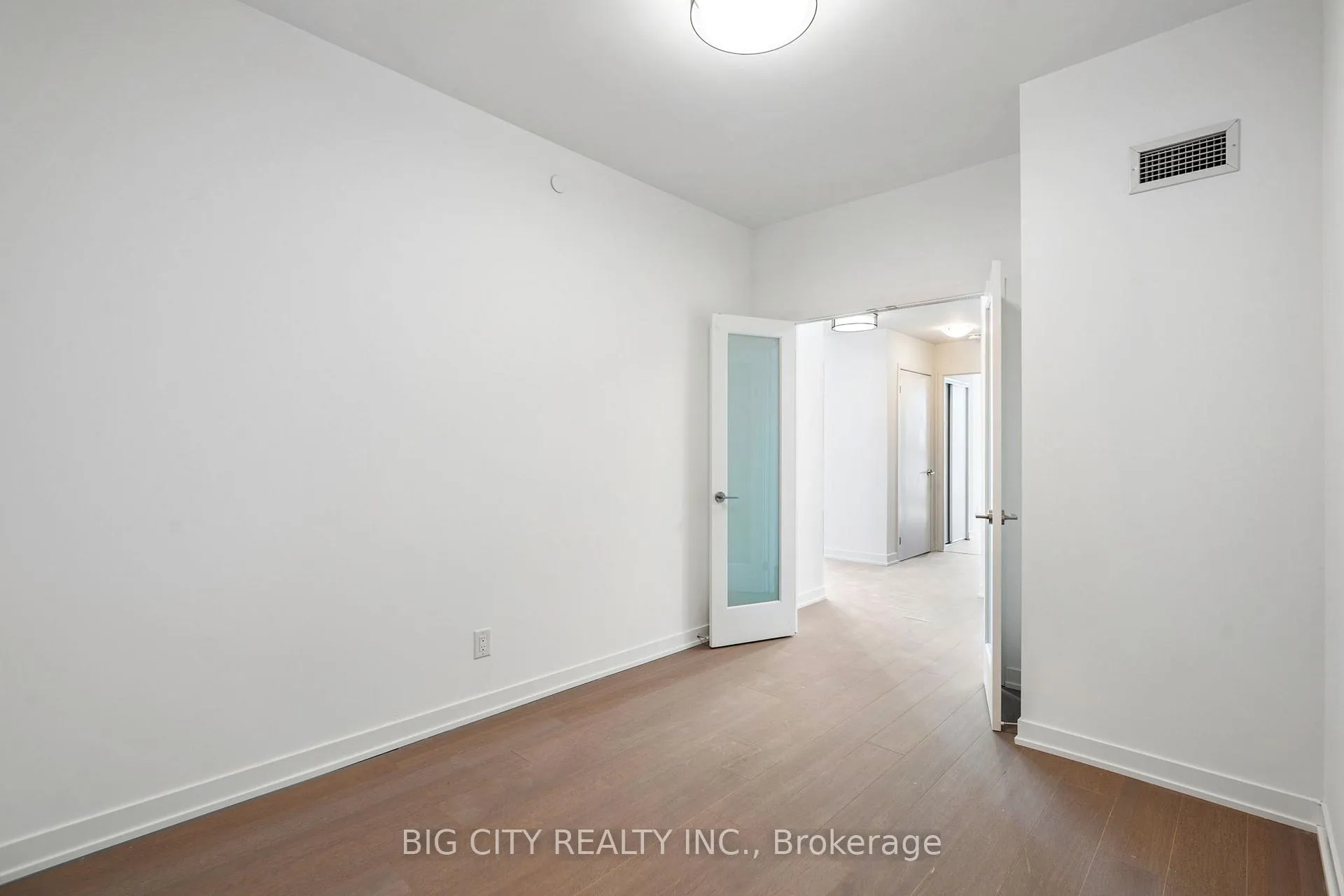 Photo 14 of Unit 1506, 8119 Birchmount Road, Markham, Unionville — HOMEH