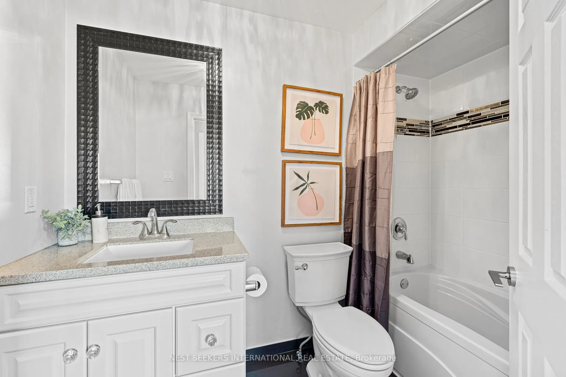 Photo 14 of 1097 Corrie Street, Innisfil, Alcona — HOMEH