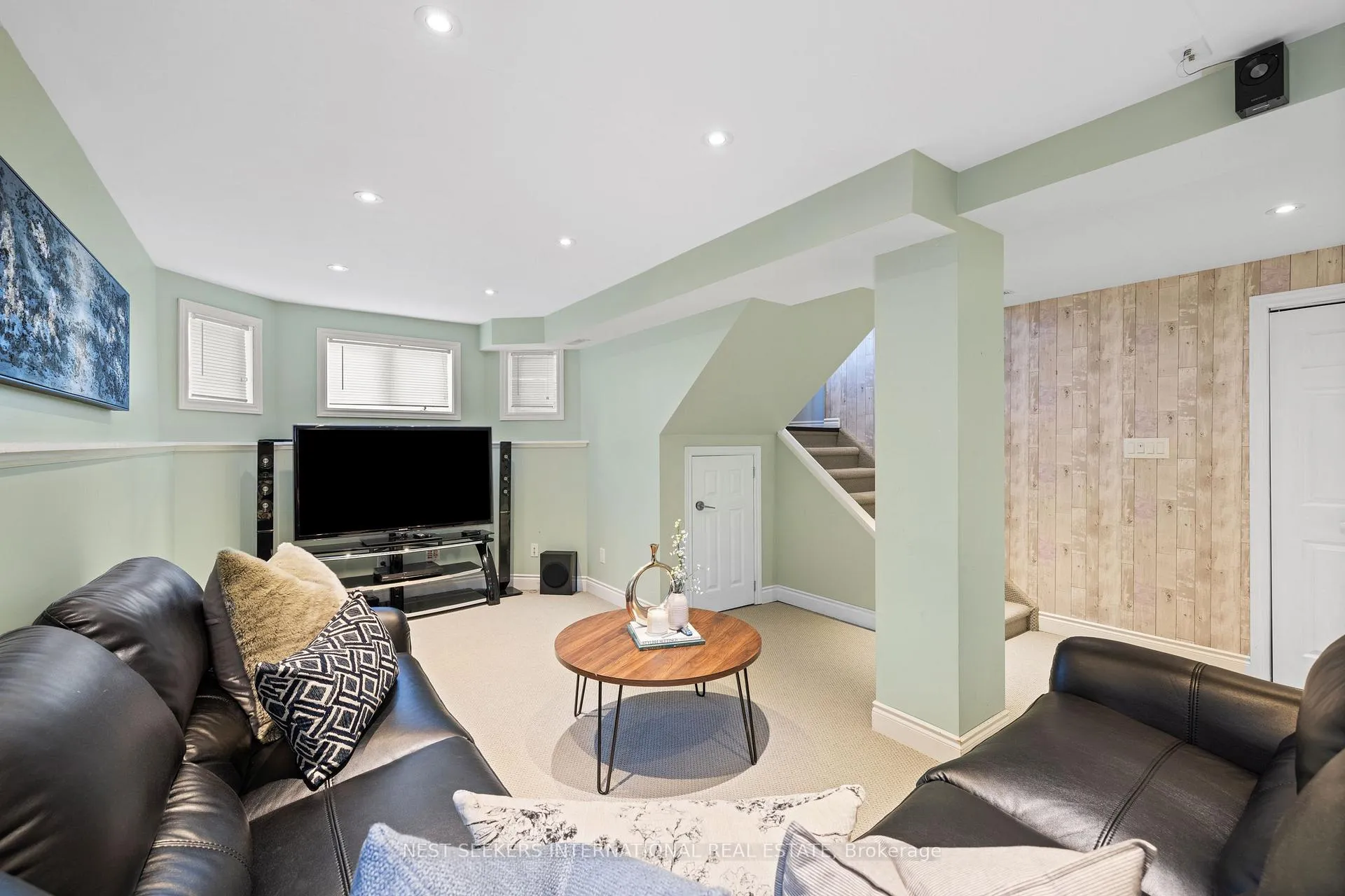 Photo 19 of 1097 Corrie Street, Innisfil, Alcona — HOMEH