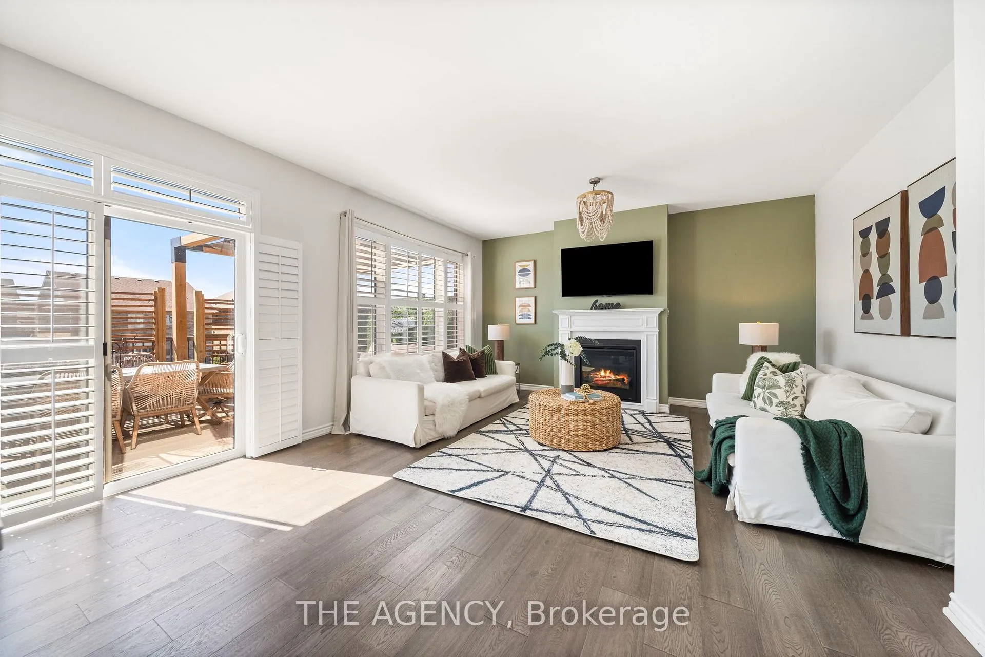 Photo 9 of 4 Samuel Crescent, Springwater, Centre Vespra — HOMEH