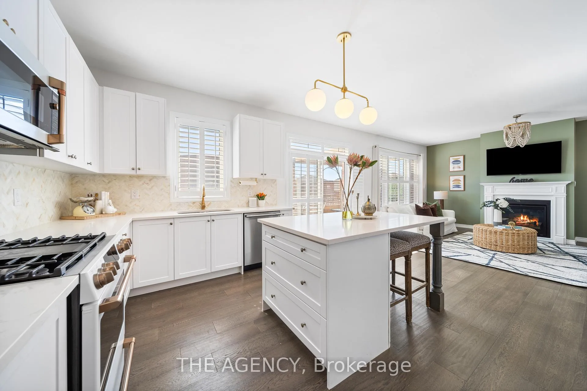 Photo 14 of 4 Samuel Crescent, Springwater, Centre Vespra — HOMEH