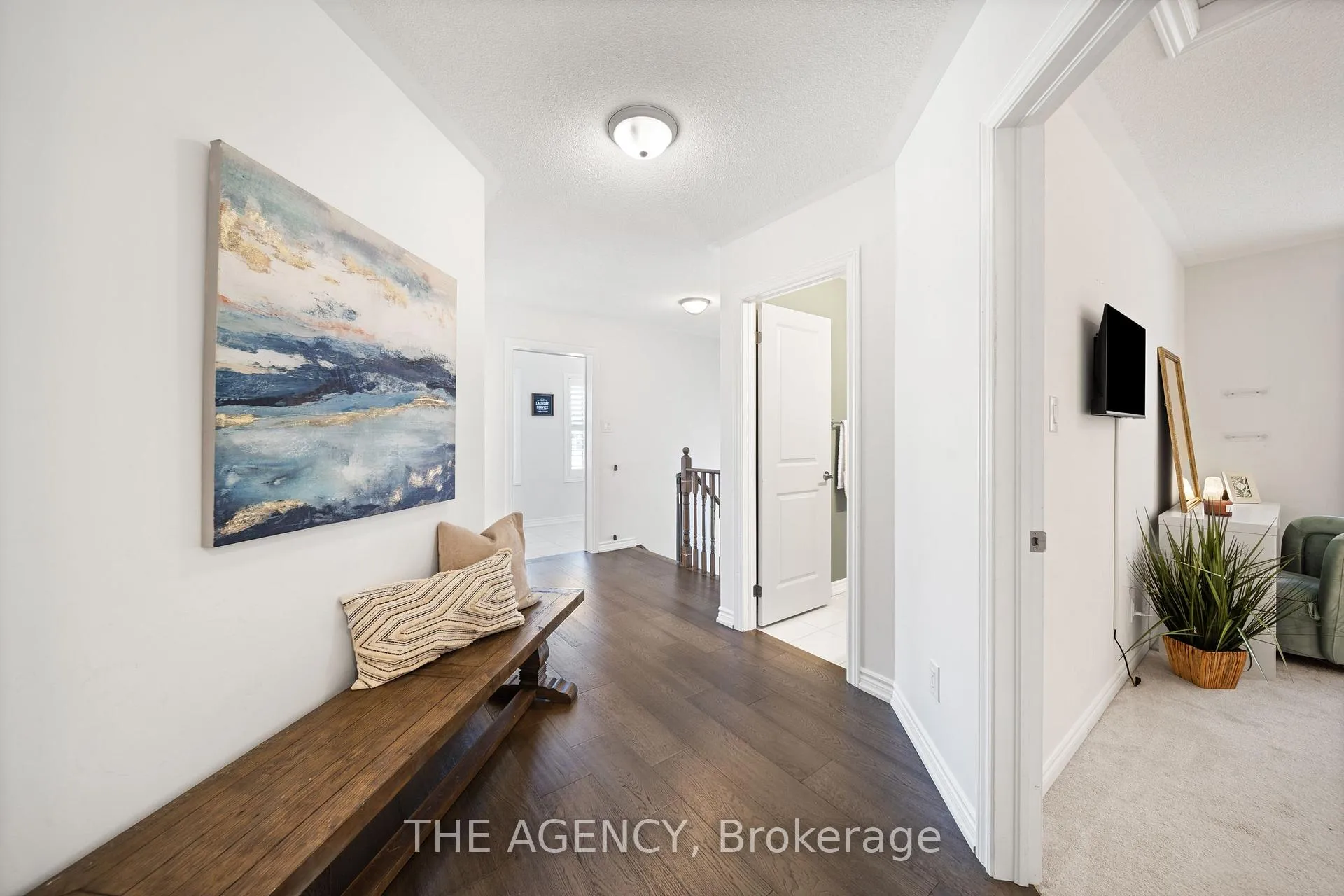 Photo 20 of 4 Samuel Crescent, Springwater, Centre Vespra — HOMEH