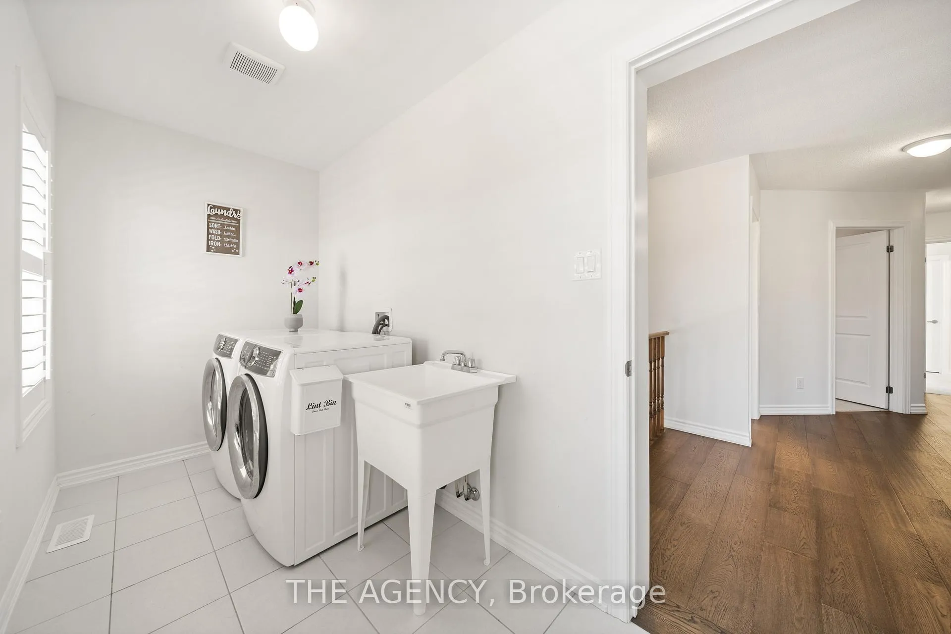 Photo 35 of 4 Samuel Crescent, Springwater, Centre Vespra — HOMEH