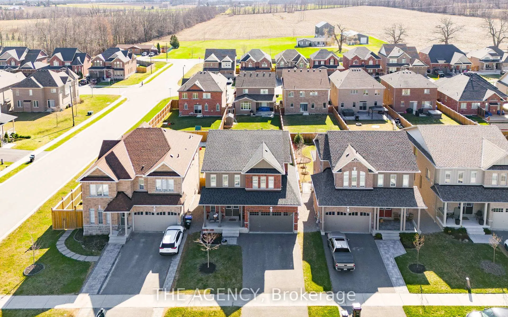 Photo 46 of 4 Samuel Crescent, Springwater, Centre Vespra — HOMEH