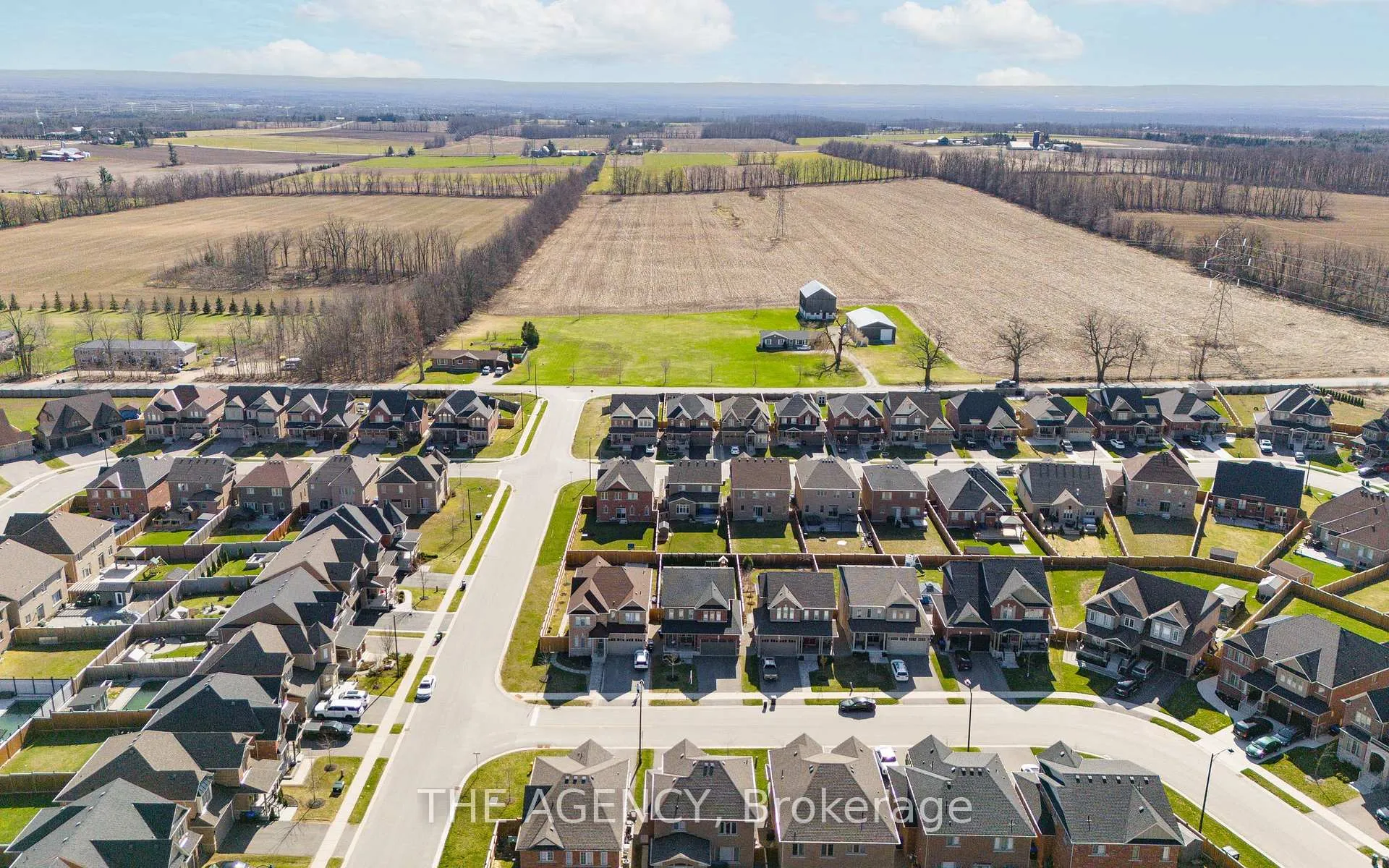 Photo 48 of 4 Samuel Crescent, Springwater, Centre Vespra — HOMEH
