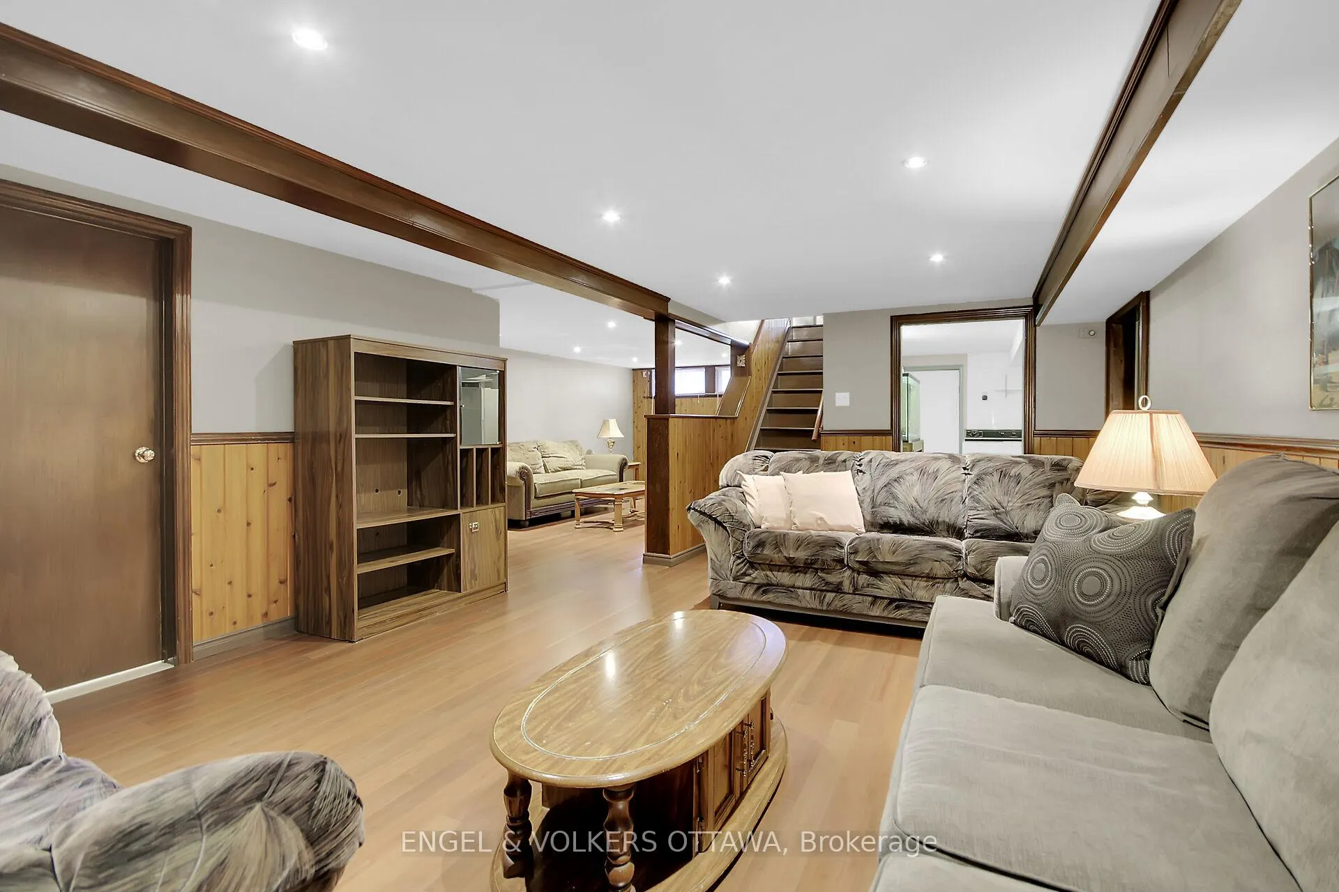 Photo 20 of 8 Greenwich Avenue, Ottawa, City View/Skyline/Fisher Heights/Parkwood Hills — HOMEH