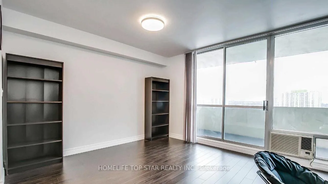 Photo 6 of Unit 1806, 5 Massey Square, Toronto, Crescent Town — HOMEH