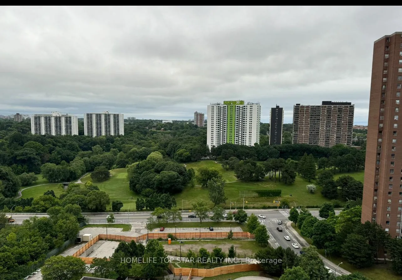 Photo 12 of Unit 1806, 5 Massey Square, Toronto, Crescent Town — HOMEH