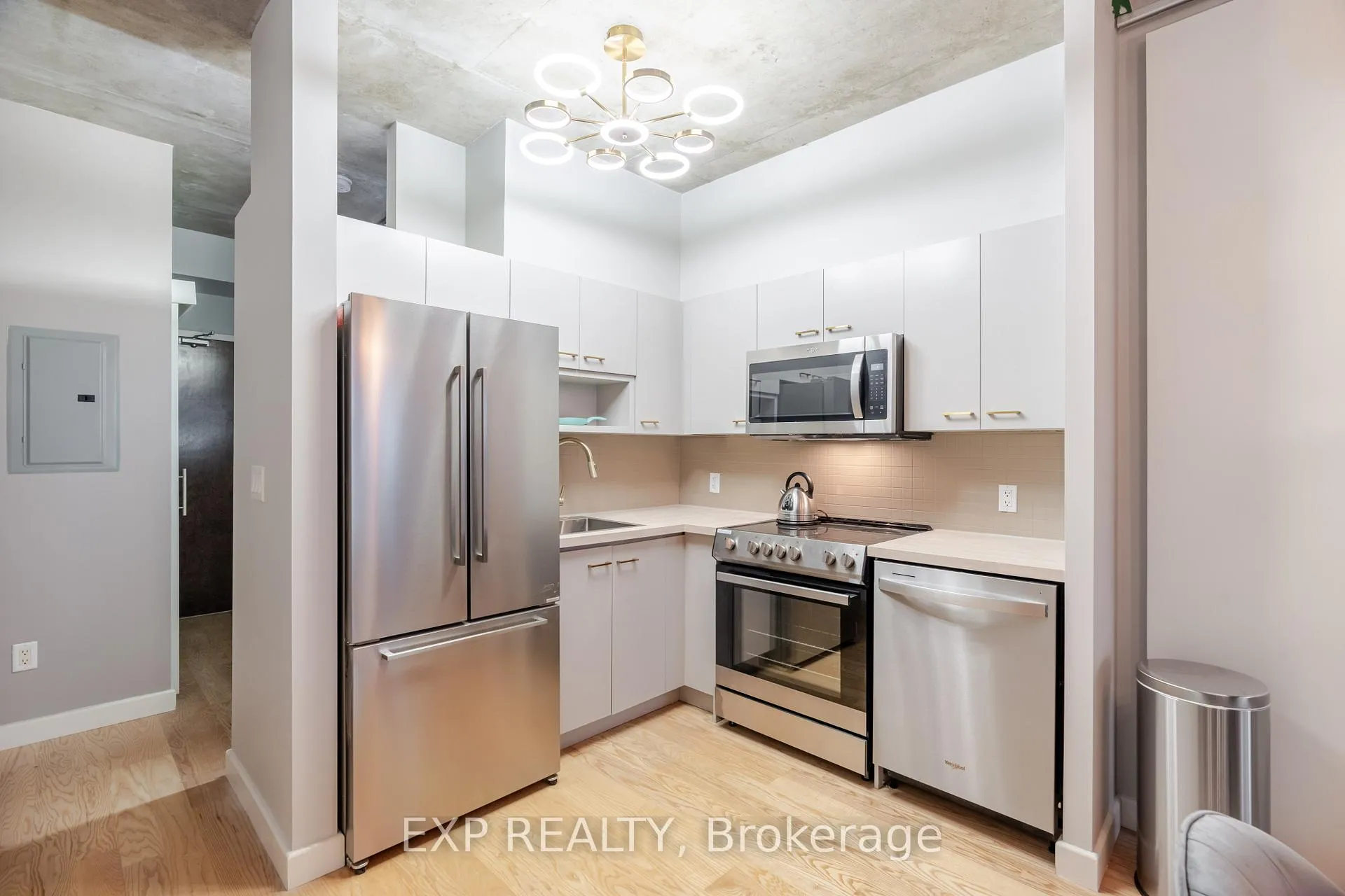 Photo 9 of Unit 907, 179 George Street, Ottawa, Lower Town/Byward Market — HOMEH
