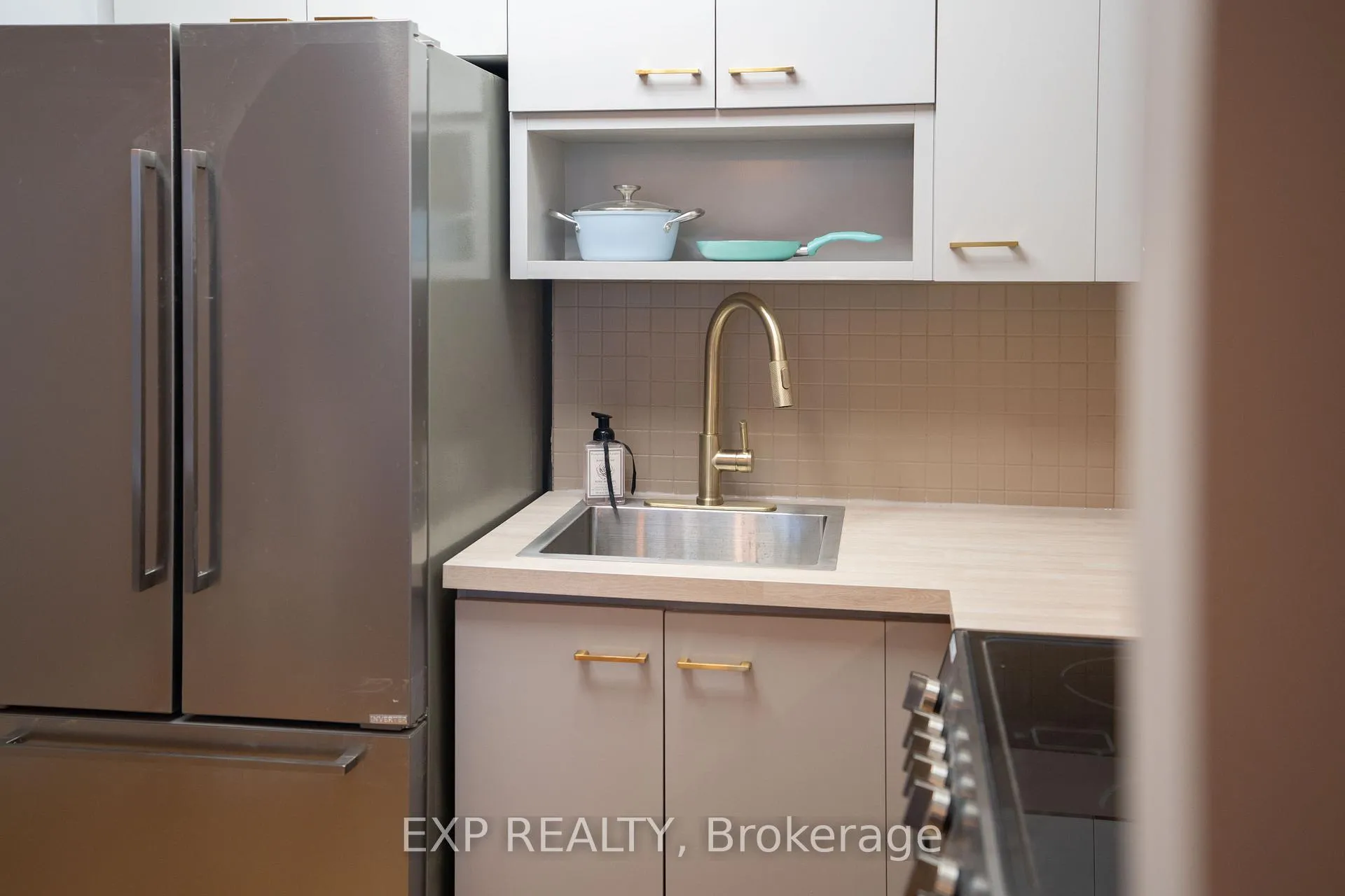 Photo 11 of Unit 907, 179 George Street, Ottawa, Lower Town/Byward Market — HOMEH