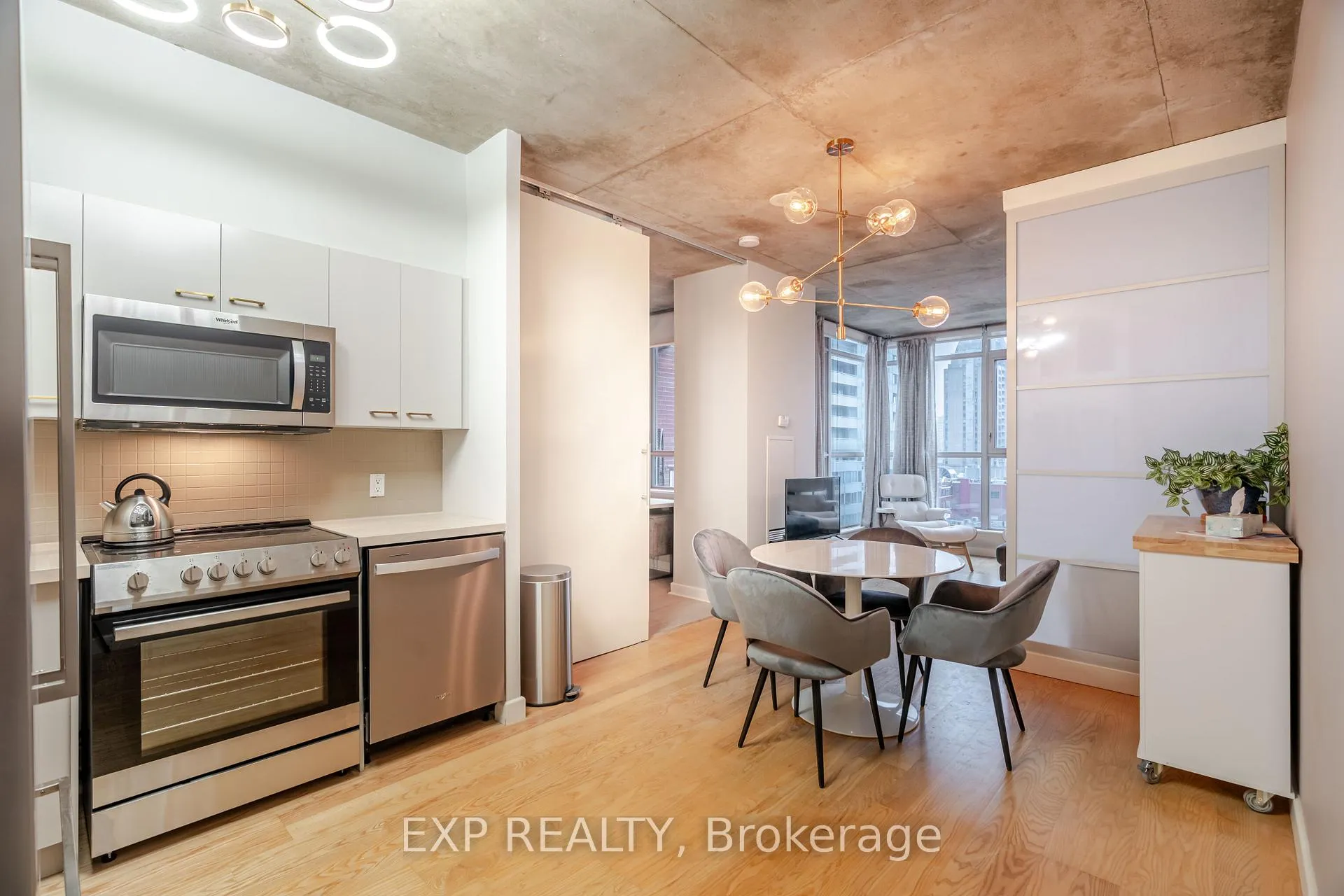 Photo 15 of Unit 907, 179 George Street, Ottawa, Lower Town/Byward Market — HOMEH