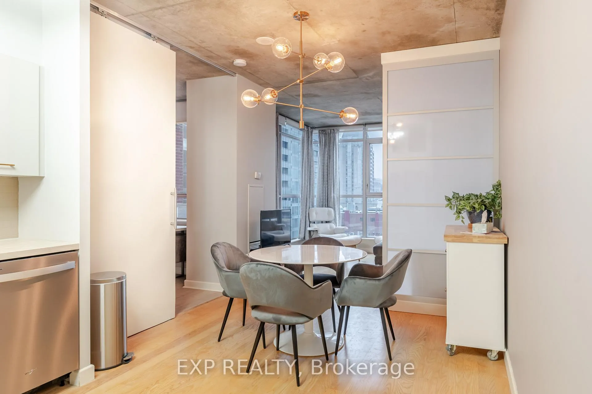 Photo 16 of Unit 907, 179 George Street, Ottawa, Lower Town/Byward Market — HOMEH