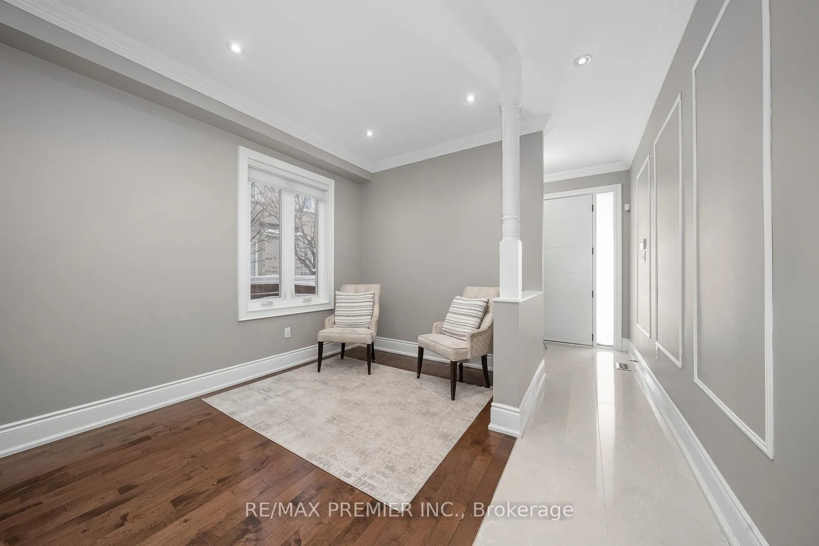 Photo 4 of 39 Vireo Way, Vaughan, Vellore Village — HOMEH