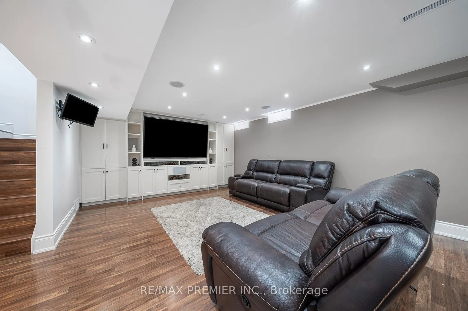 Photo 30 of 39 Vireo Way, Vaughan, Vellore Village — HOMEH