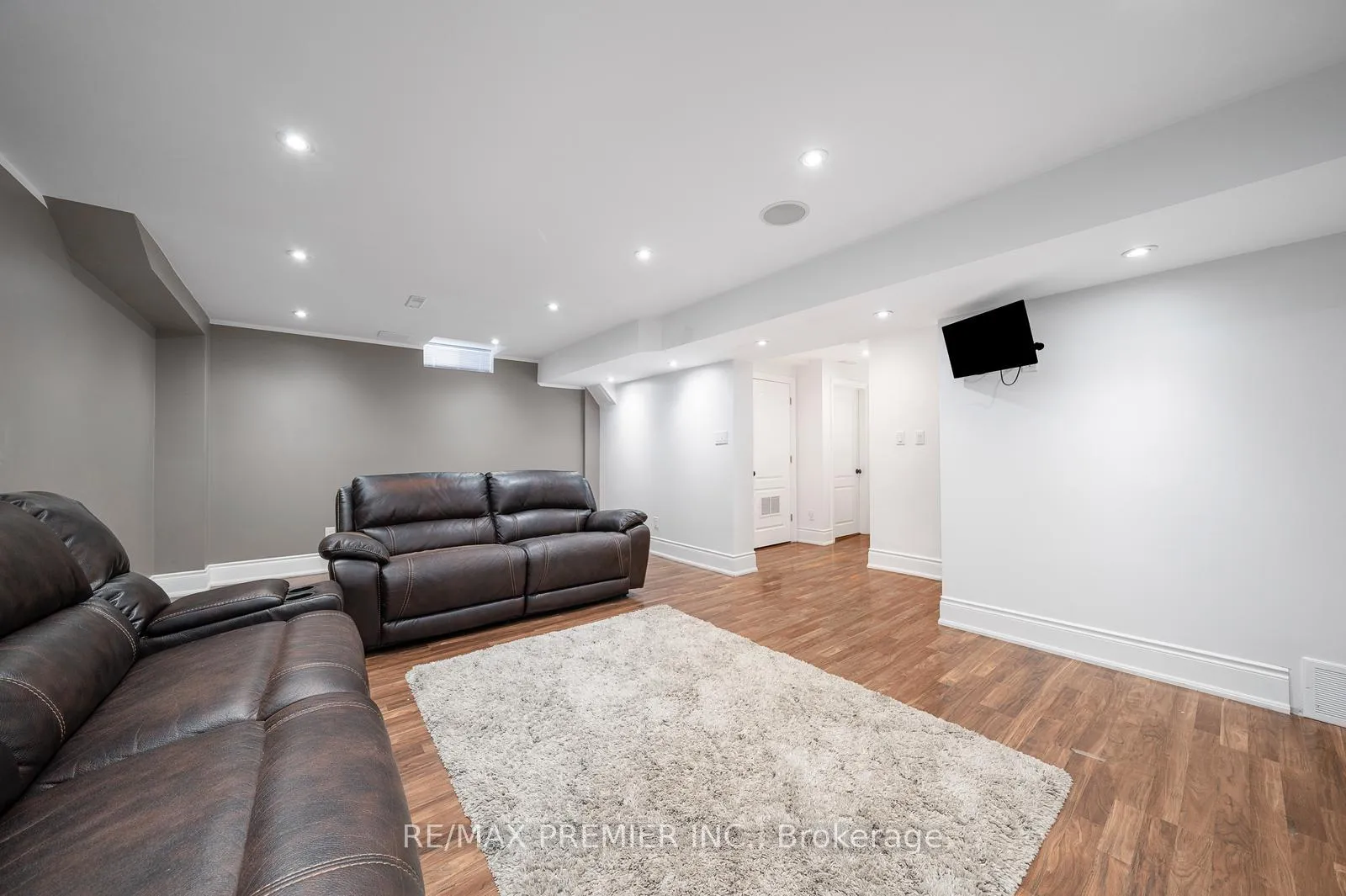 Photo 31 of 39 Vireo Way, Vaughan, Vellore Village — HOMEH