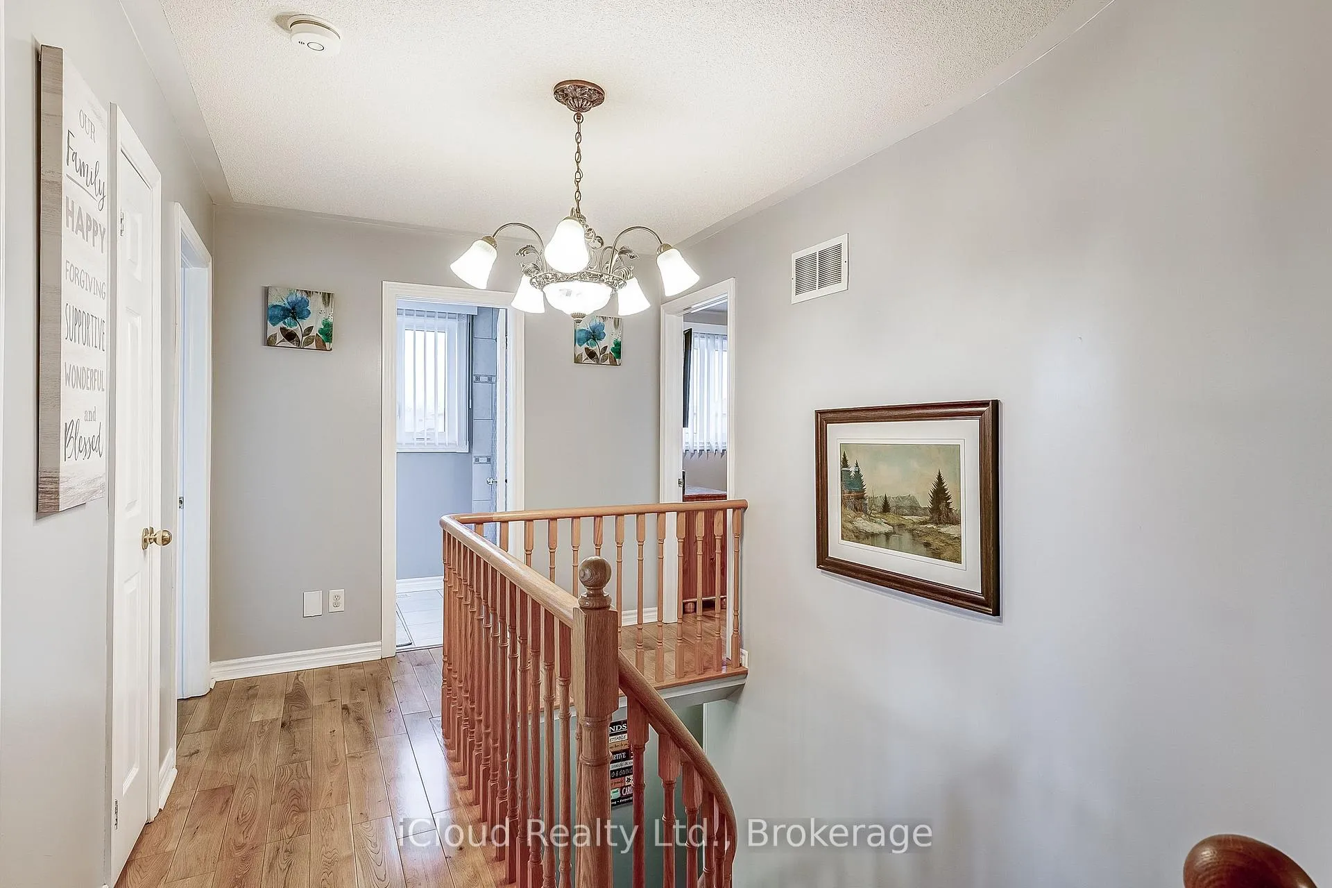 Photo 22 of 9 Timothy Lane S, Barrie, Holly — HOMEH