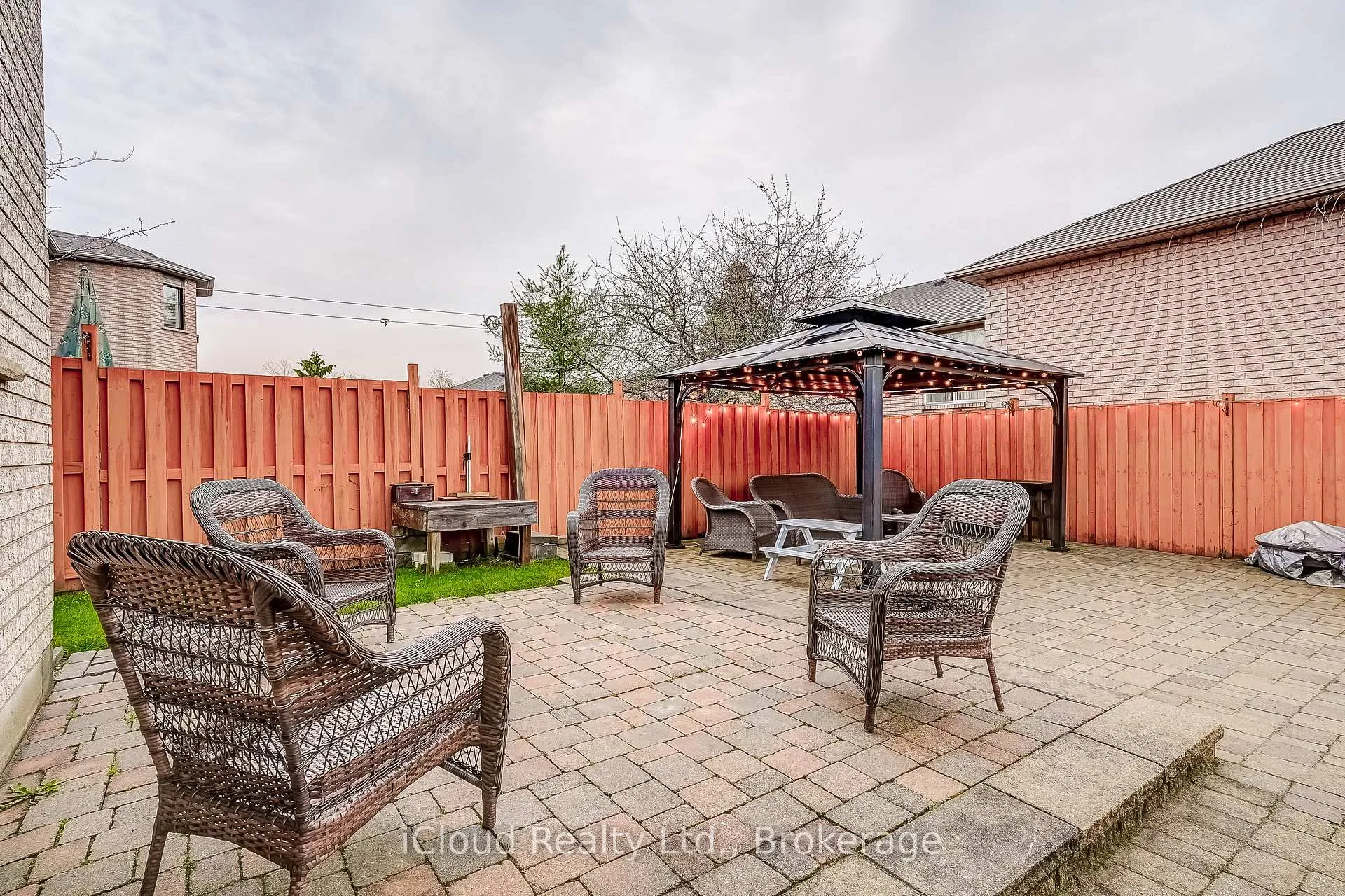 Photo 47 of 9 Timothy Lane S, Barrie, Holly — HOMEH