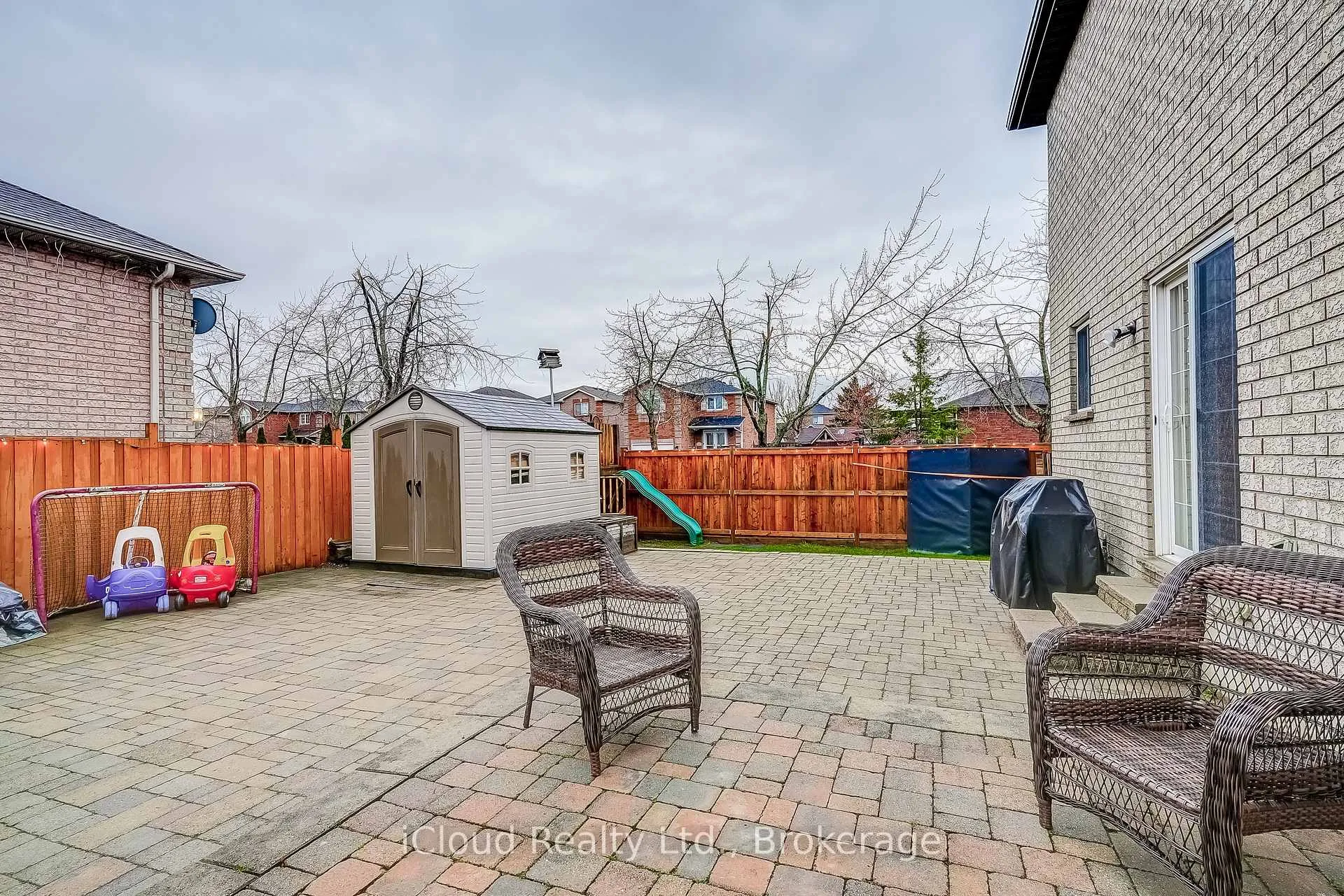 Photo 48 of 9 Timothy Lane S, Barrie, Holly — HOMEH