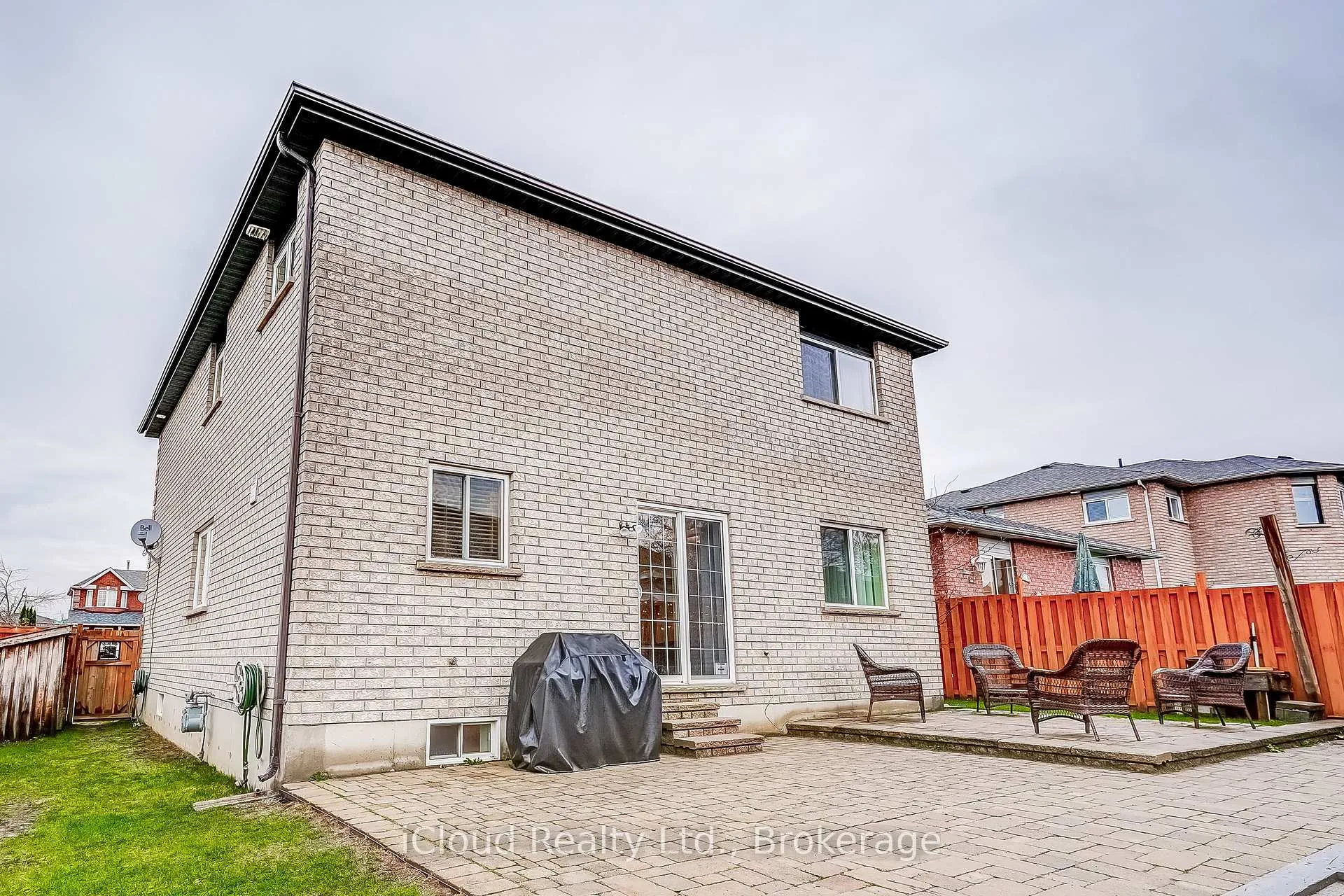Photo 50 of 9 Timothy Lane S, Barrie, Holly — HOMEH