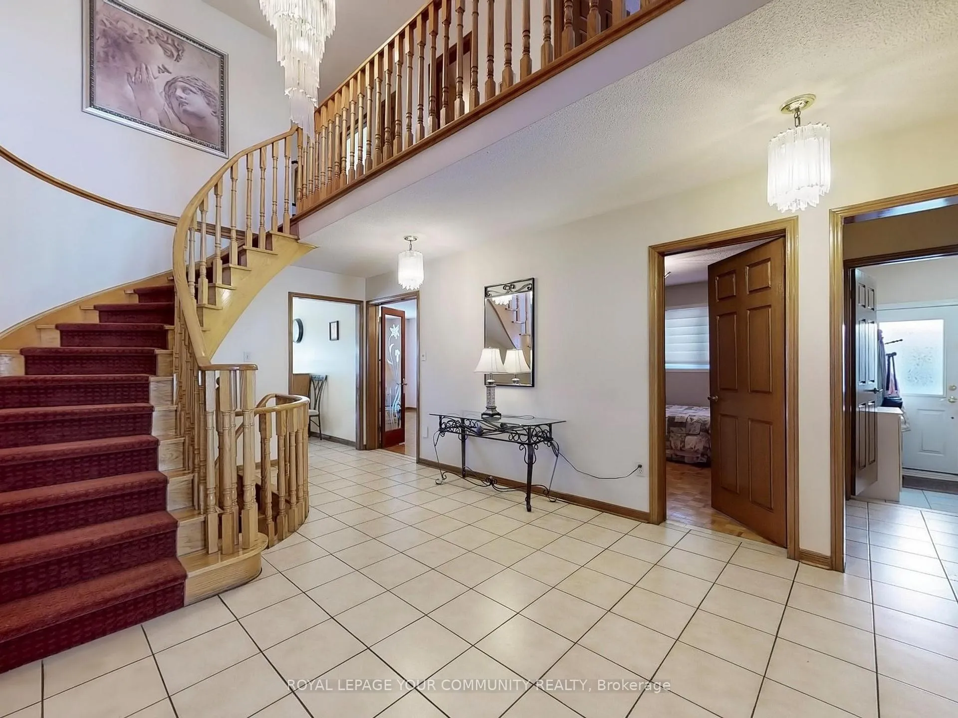 Photo 2 of 211 Torii Street S, Vaughan, East Woodbridge — HOMEH