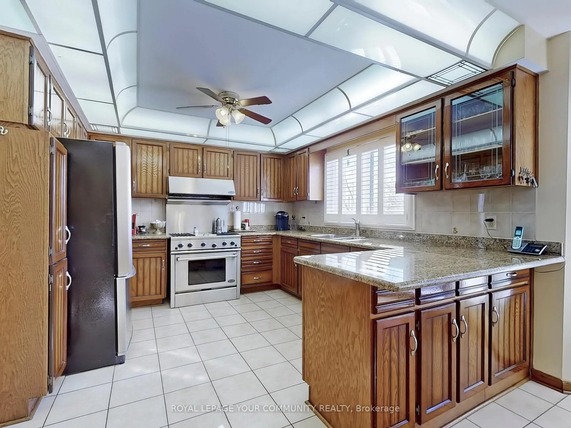 Photo 8 of 211 Torii Street S, Vaughan, East Woodbridge — HOMEH