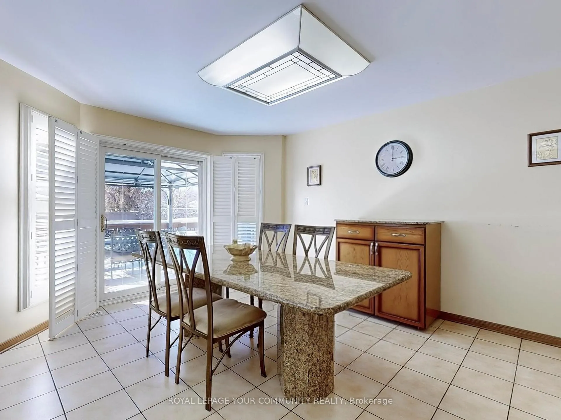 Photo 9 of 211 Torii Street S, Vaughan, East Woodbridge — HOMEH
