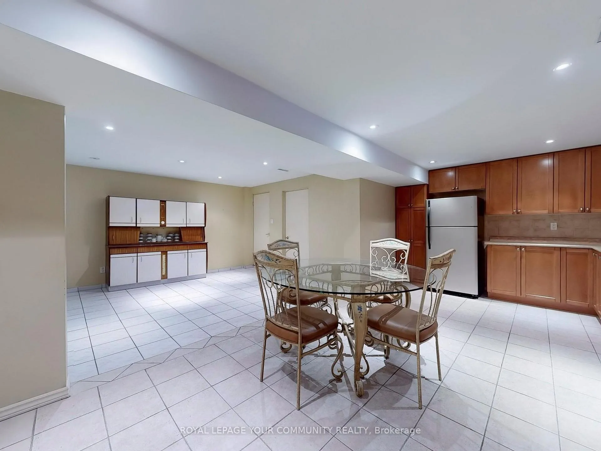 Photo 30 of 211 Torii Street S, Vaughan, East Woodbridge — HOMEH