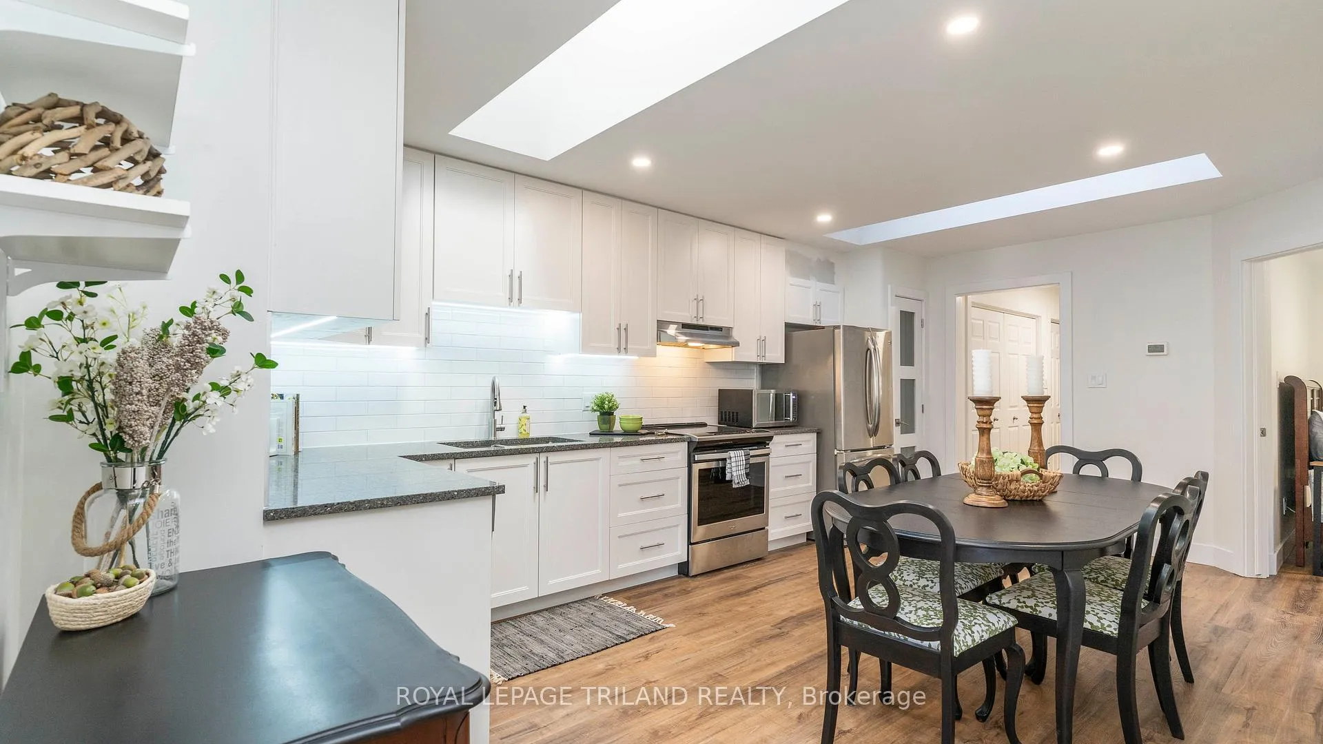 Photo 12 of 4 Schreyer Drive, St. Thomas — HOMEH