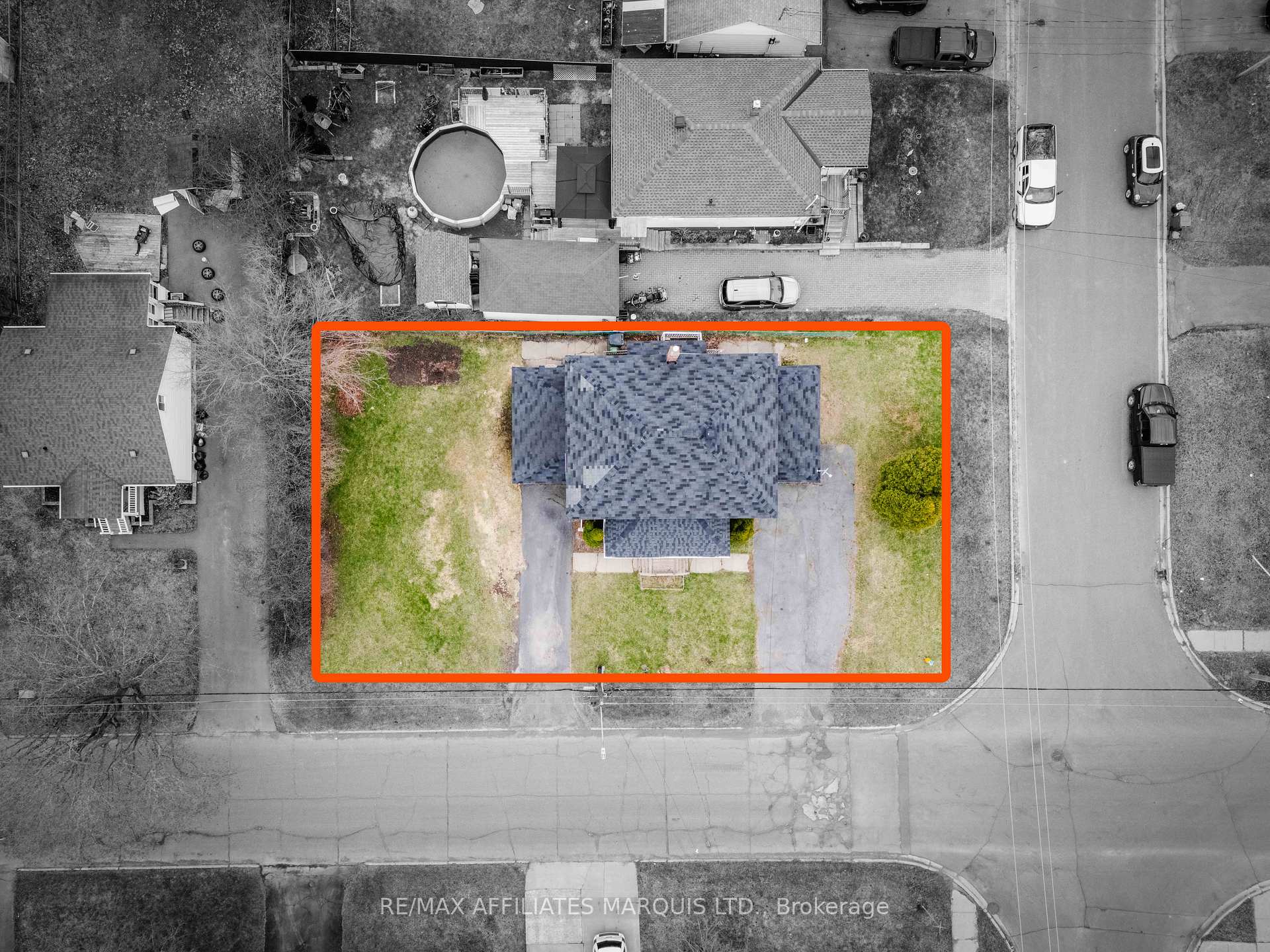 Photo 34 of 301-303 Hoople Avenue, Cornwall — HOMEH