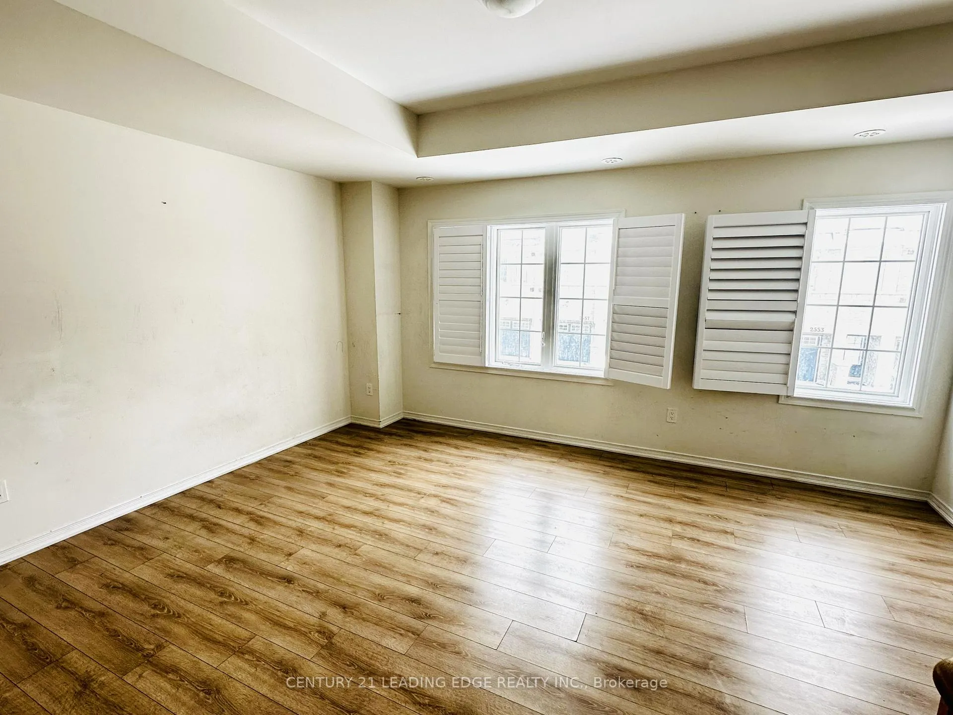 Photo 9 of Unit 112, 2554 Barbarolli Path, Oshawa, Windfields — HOMEH