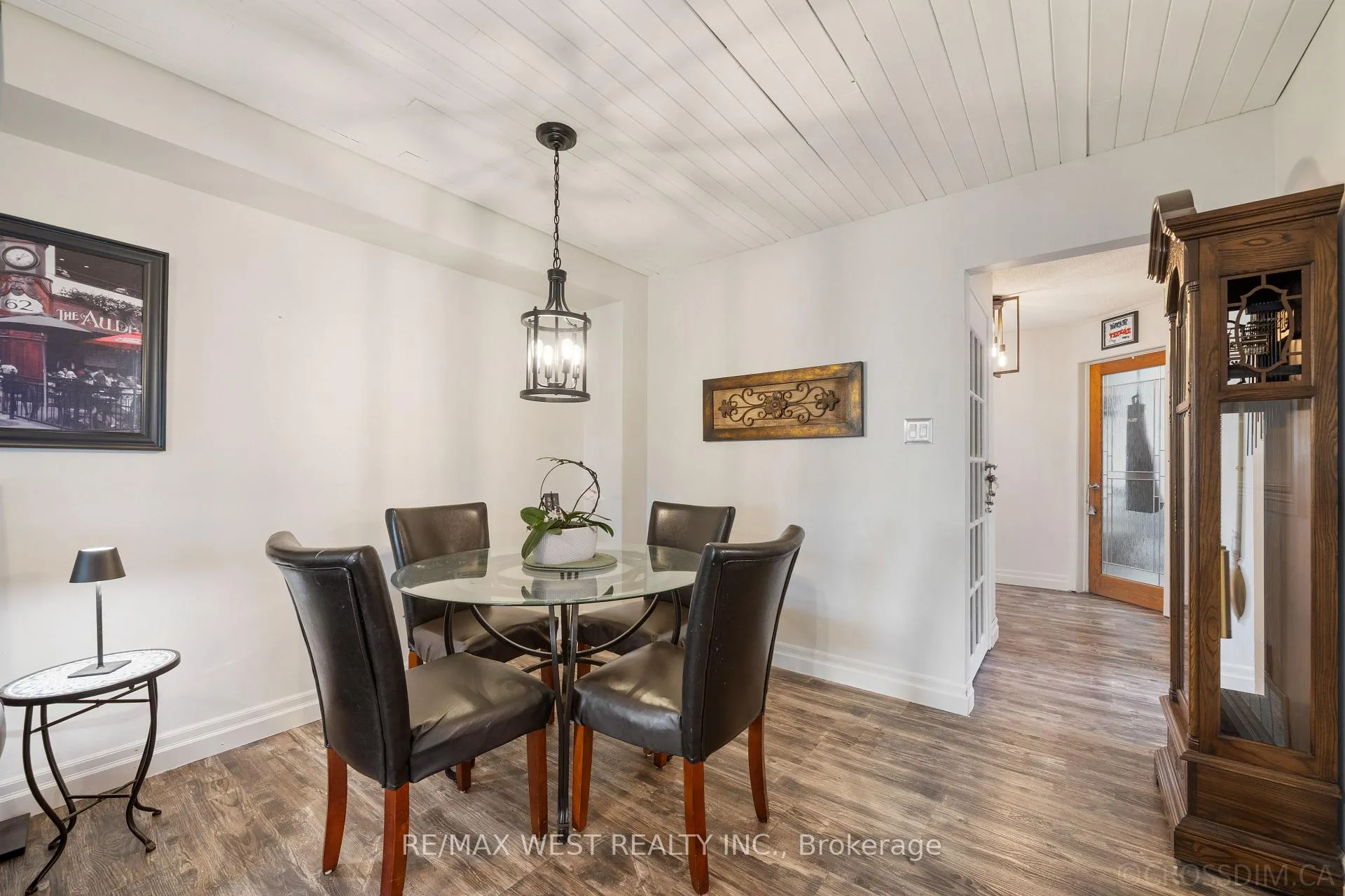 Photo 11 of 370 Whitehead Crescent E, Caledon, Bolton North — HOMEH