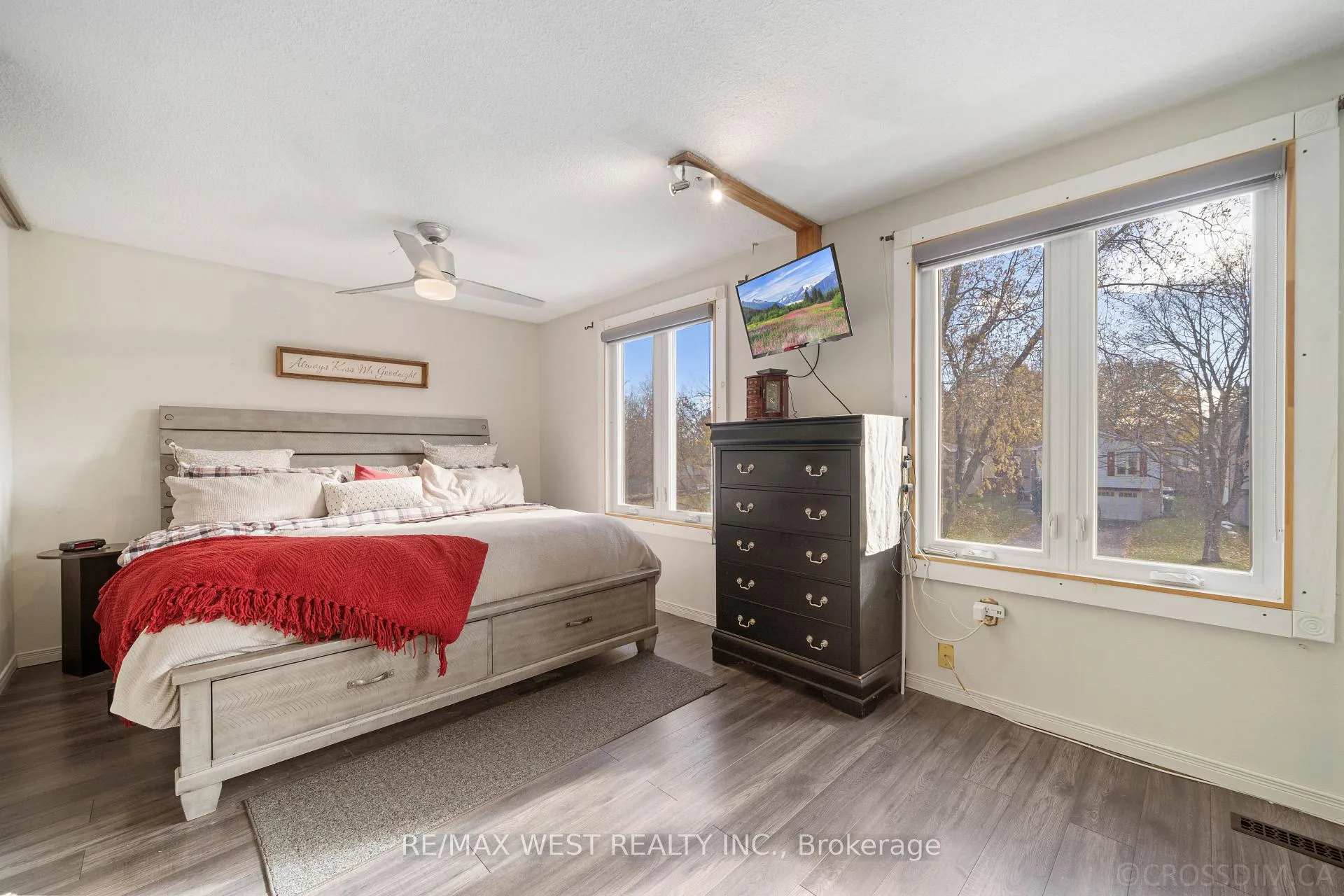 Photo 22 of 370 Whitehead Crescent E, Caledon, Bolton North — HOMEH