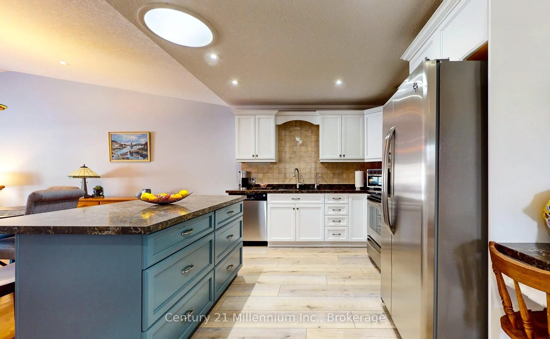 Photo 5 of 128 Greenway Drive, Wasaga Beach — HOMEH
