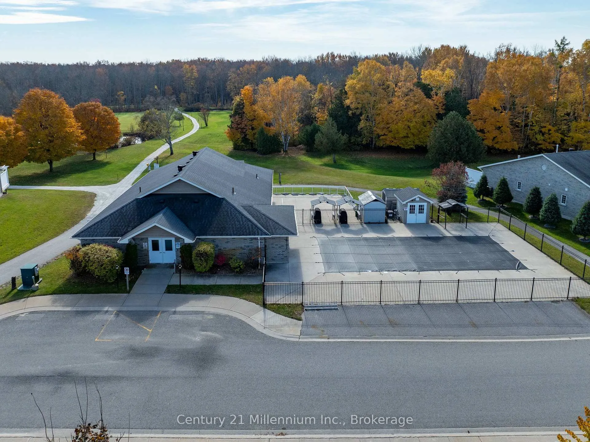 Photo 23 of 128 Greenway Drive, Wasaga Beach — HOMEH