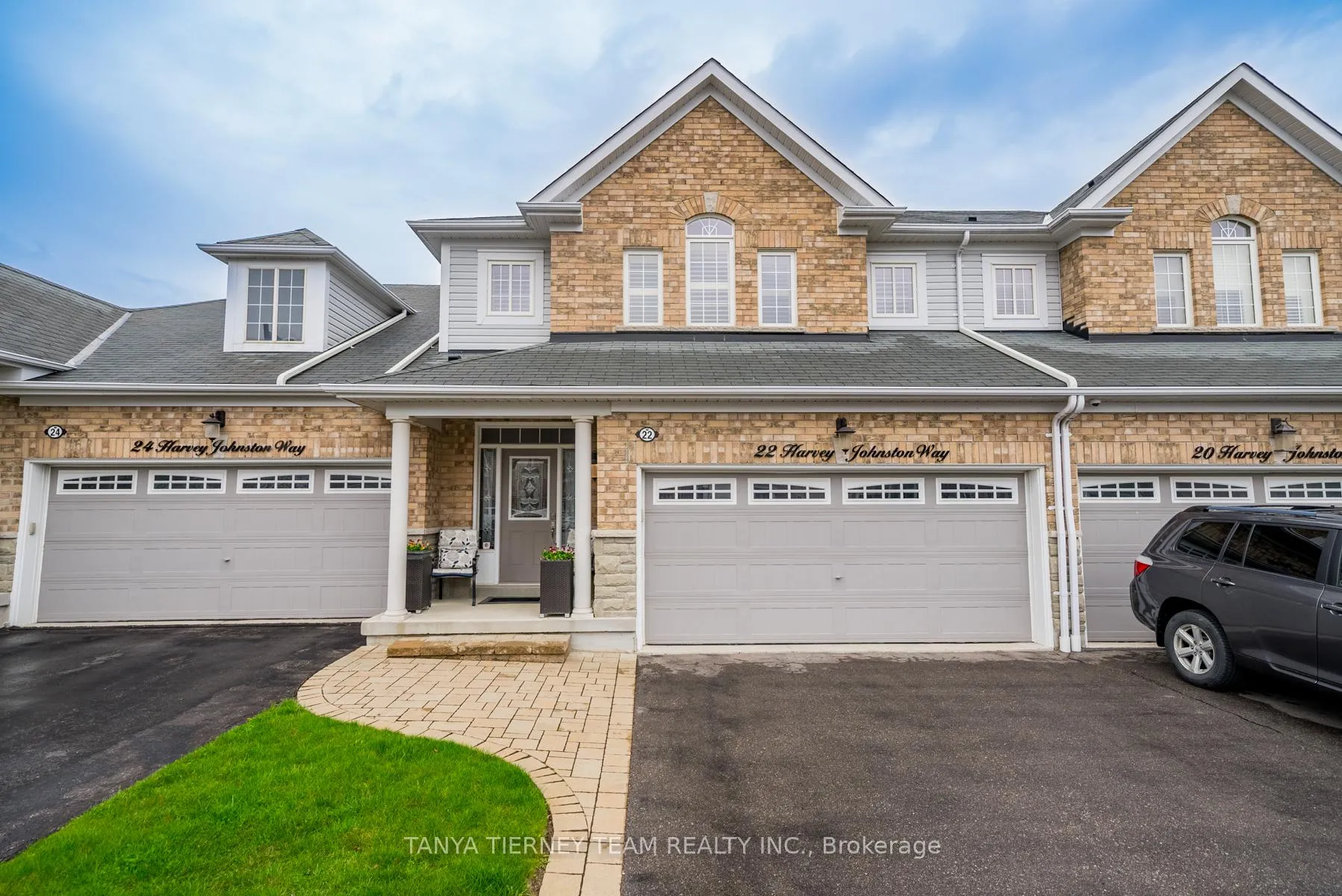 Photo 2 of 22 Harvey Johnston Way, Whitby, Brooklin — HOMEH