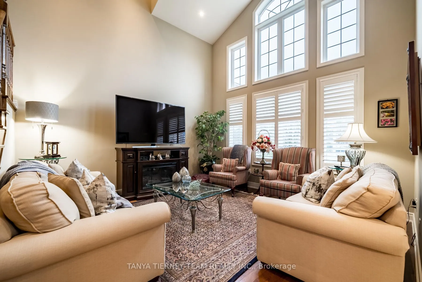Photo 16 of 22 Harvey Johnston Way, Whitby, Brooklin — HOMEH