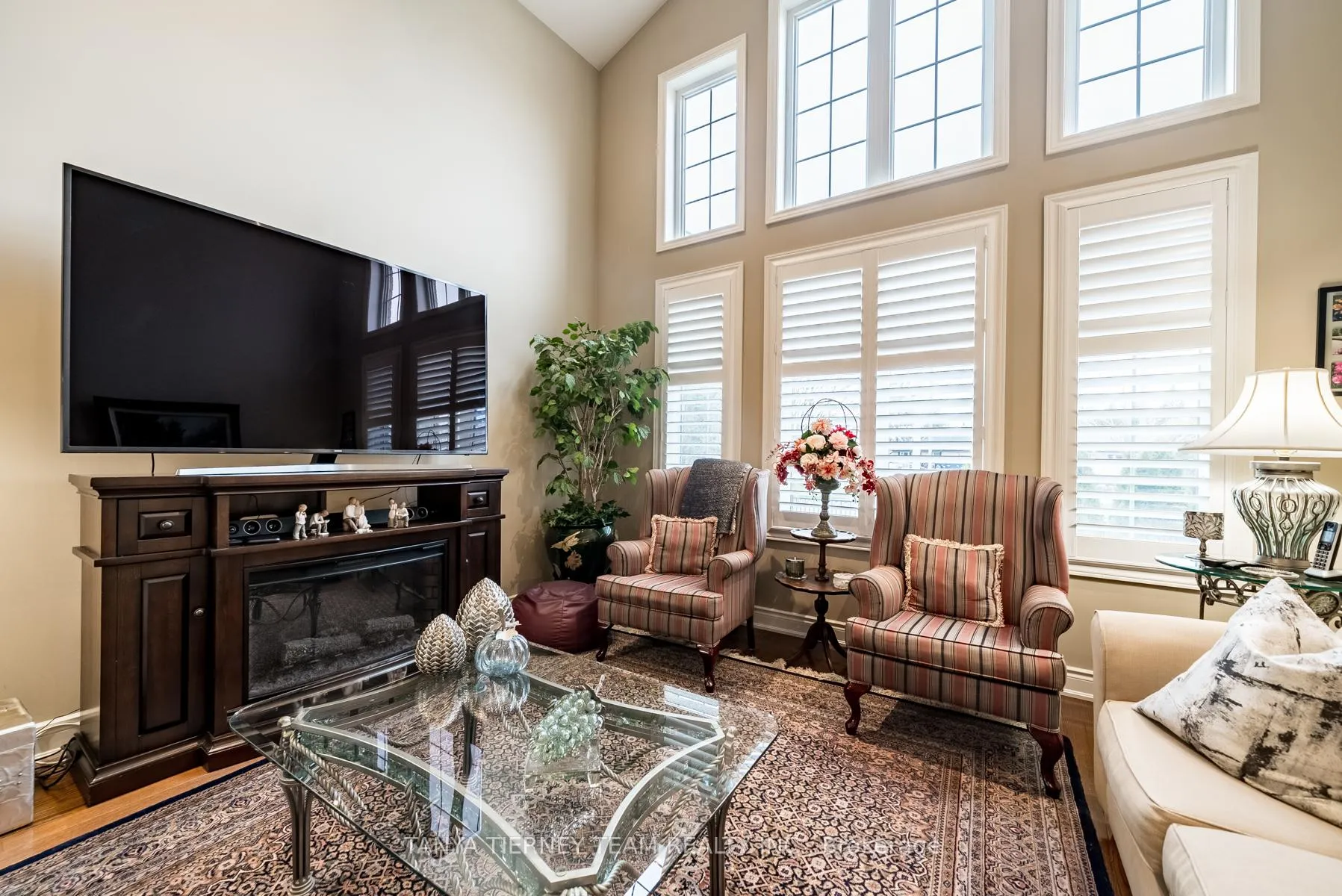 Photo 17 of 22 Harvey Johnston Way, Whitby, Brooklin — HOMEH