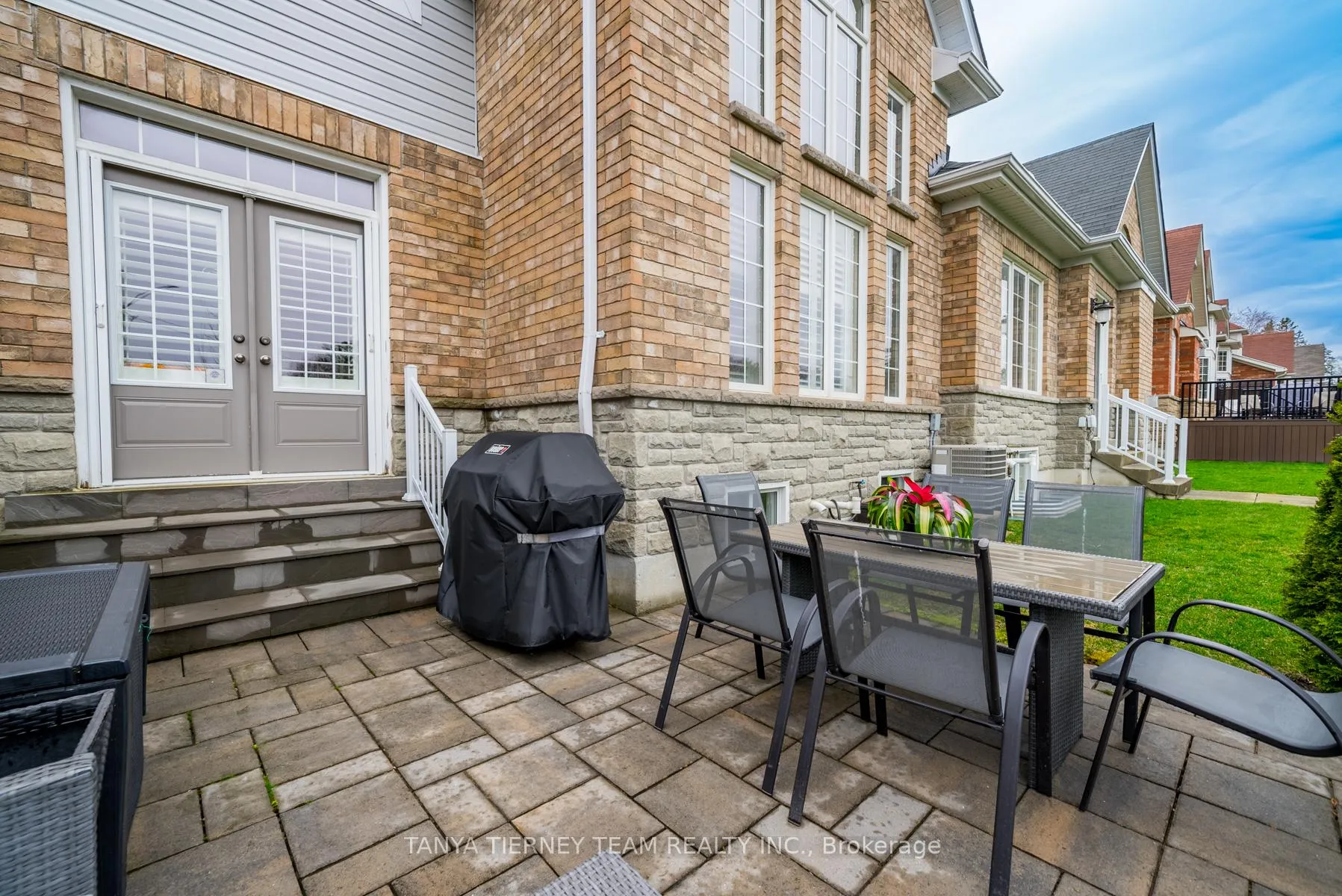 Photo 34 of 22 Harvey Johnston Way, Whitby, Brooklin — HOMEH