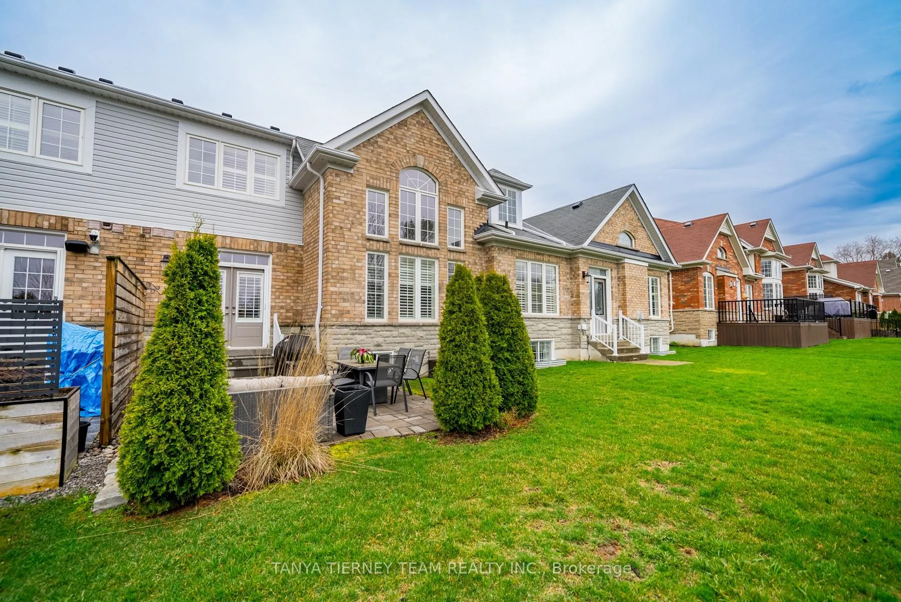 Photo 38 of 22 Harvey Johnston Way, Whitby, Brooklin — HOMEH