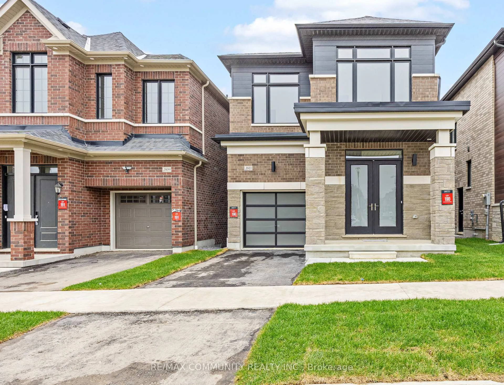 Photo 1 of 1811 Narcissus Gardens, Pickering, Rural Pickering — HOMEH
