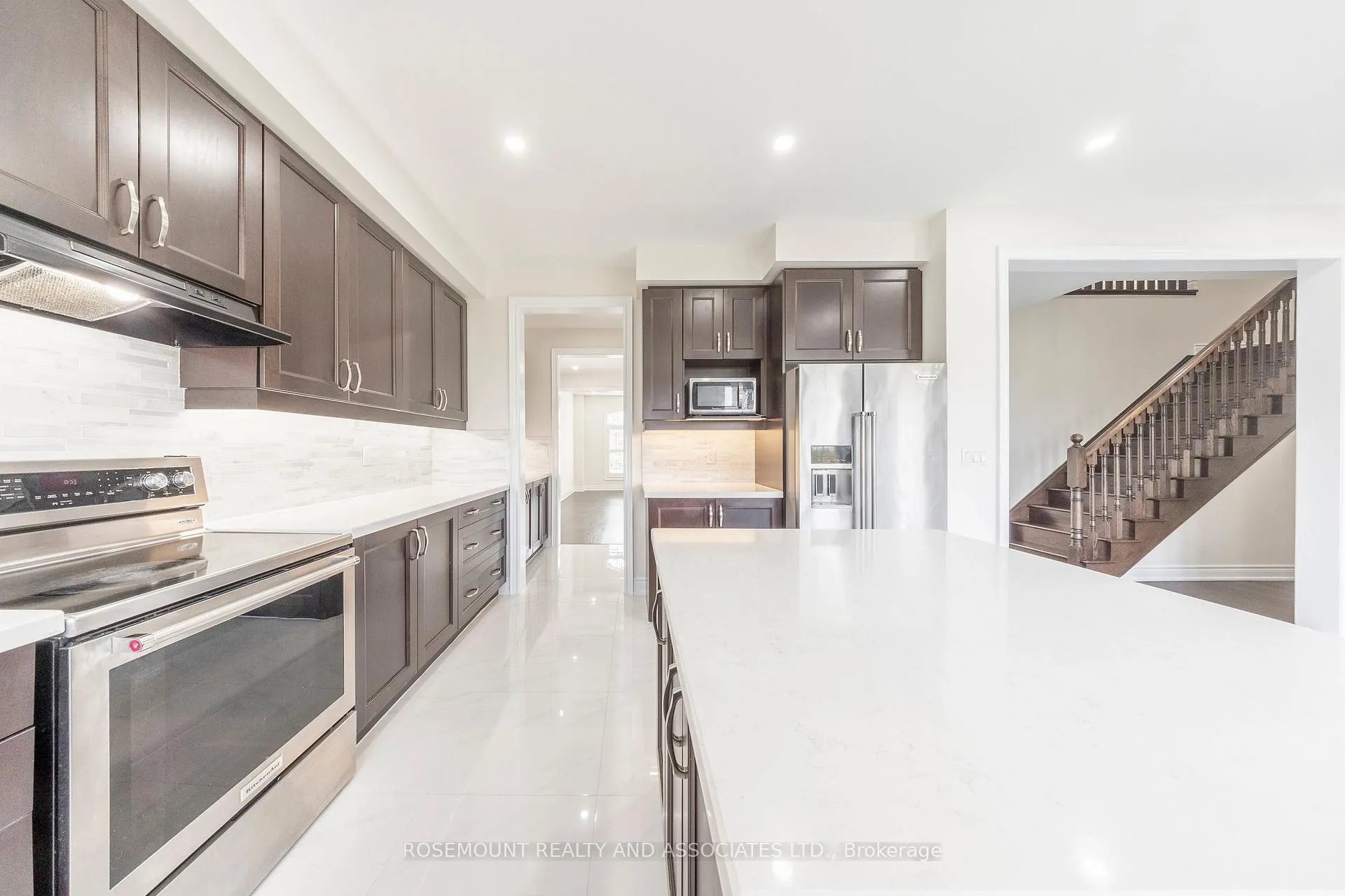 Photo 15 of 75 Barchard Street, Clarington, Newcastle — HOMEH