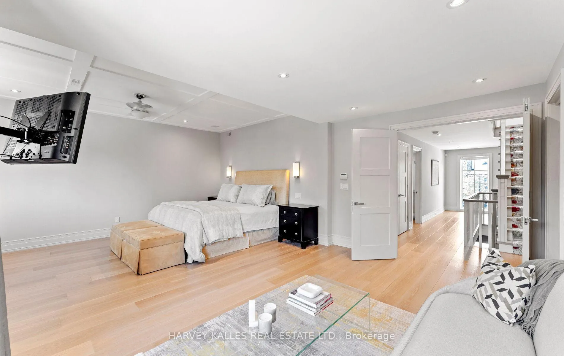 Photo 17 of 7 Dunloe Road, Toronto, Forest Hill South — HOMEH