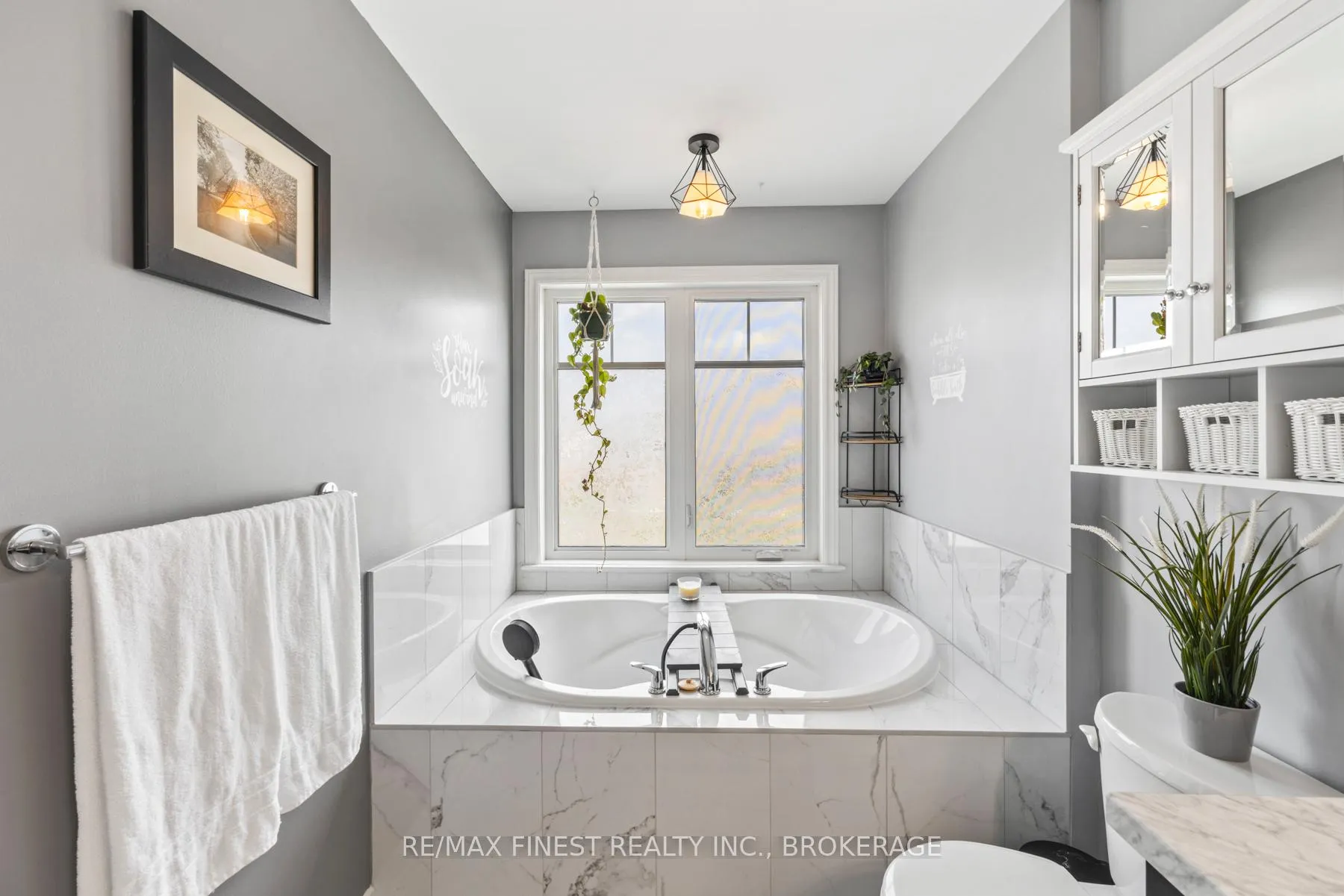 Photo 35 of 1361 Tremont Drive, Kingston, City Northwest — HOMEH