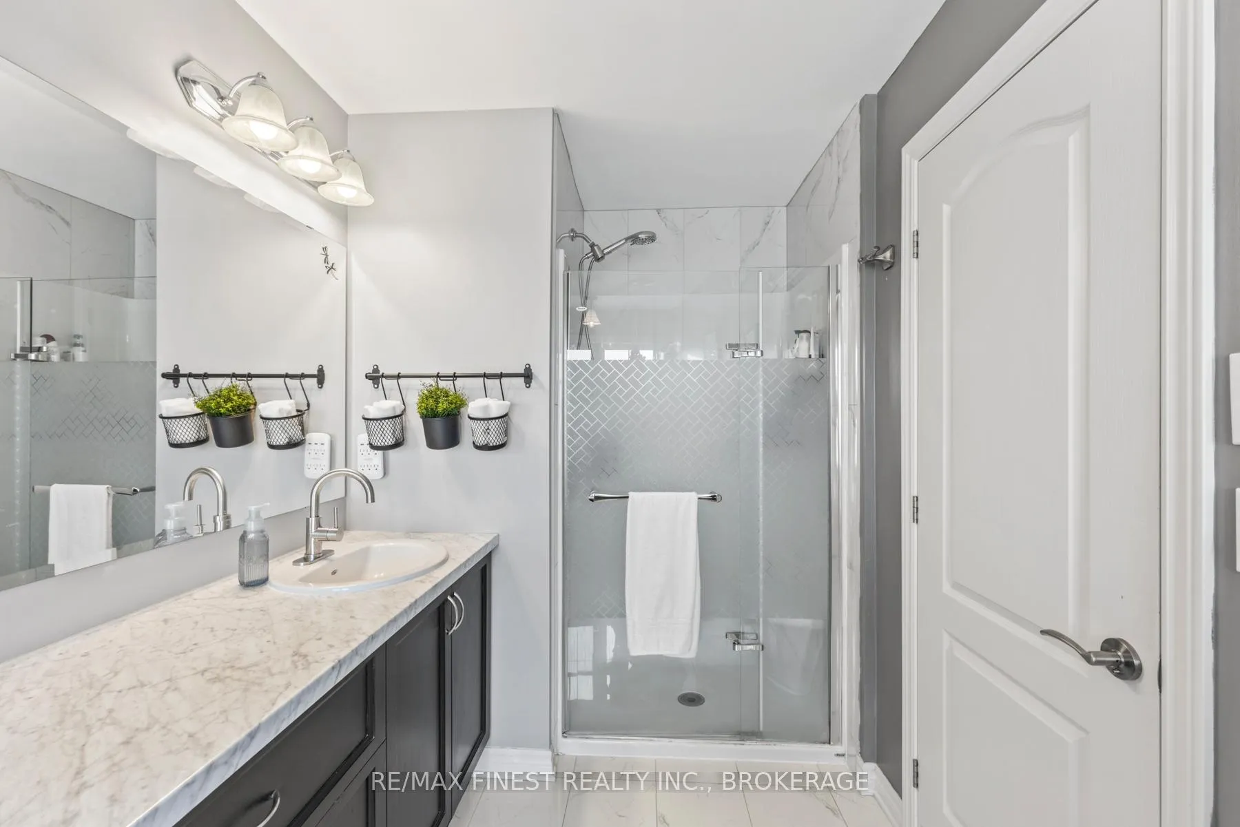 Photo 36 of 1361 Tremont Drive, Kingston, City Northwest — HOMEH