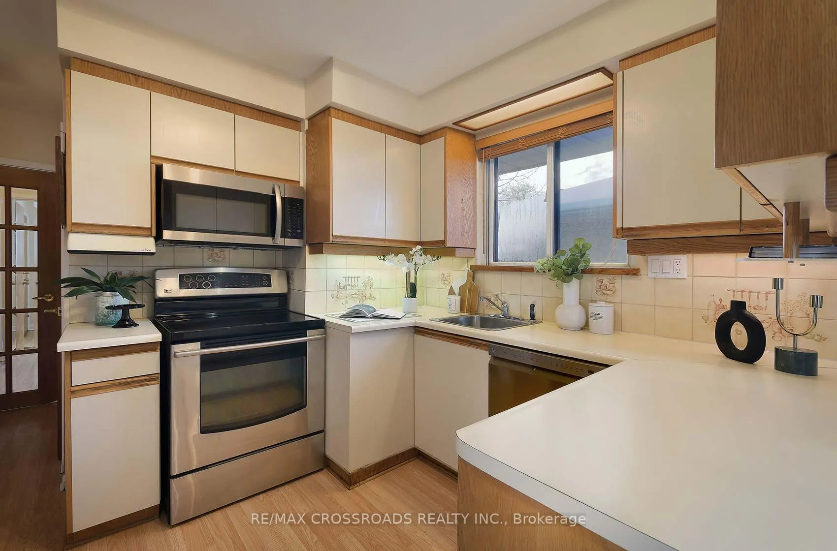 Photo 8 of 5 Marcos Boulevard, Scarborough, Bendale — HOMEH