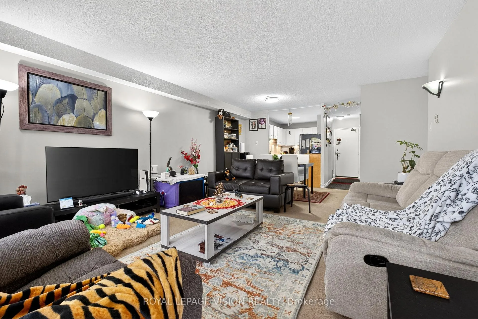 Front of Unit 1002, 81 Millside Drive