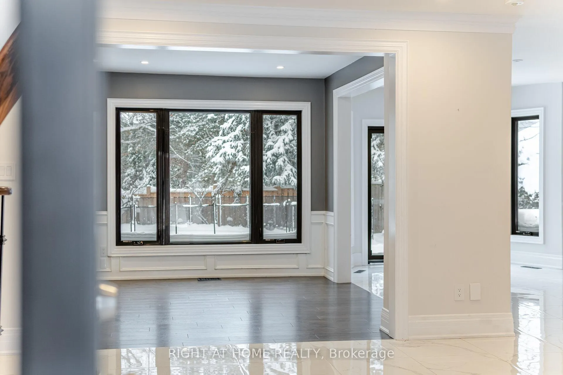 Photo 3 of 1340 Greeneagle Drive, Oakville, Glen Abbey — HOMEH