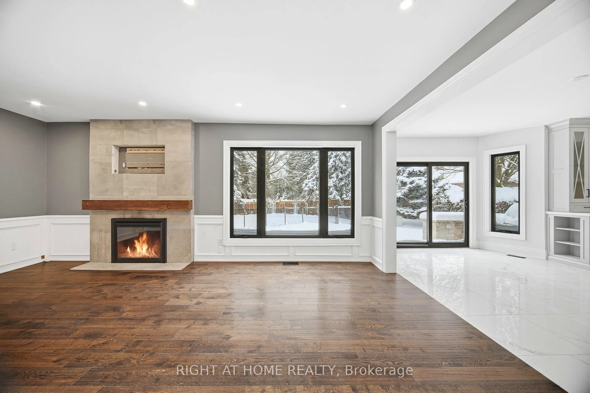 Photo 5 of 1340 Greeneagle Drive, Oakville, Glen Abbey — HOMEH