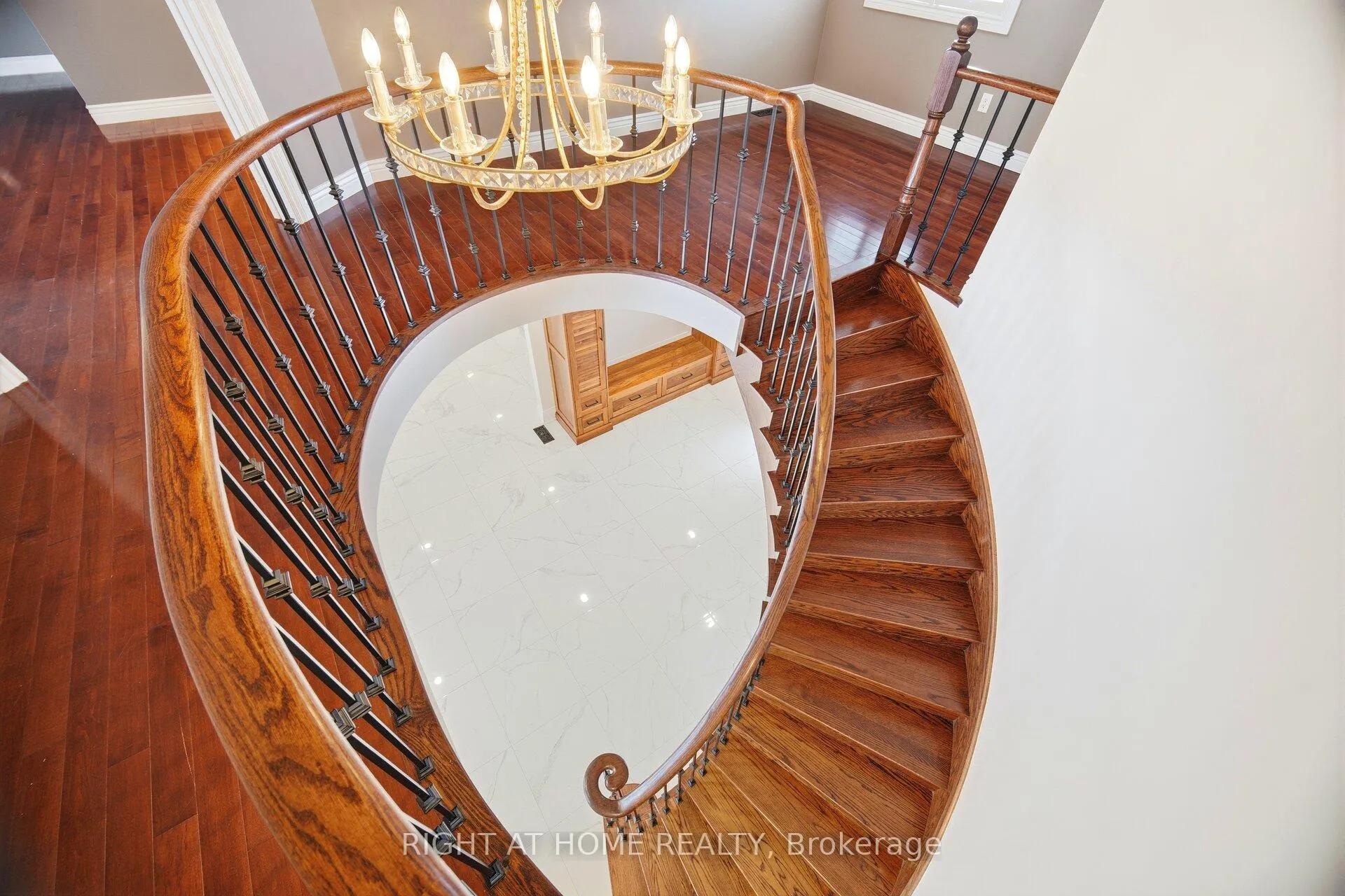 Photo 21 of 1340 Greeneagle Drive, Oakville, Glen Abbey — HOMEH
